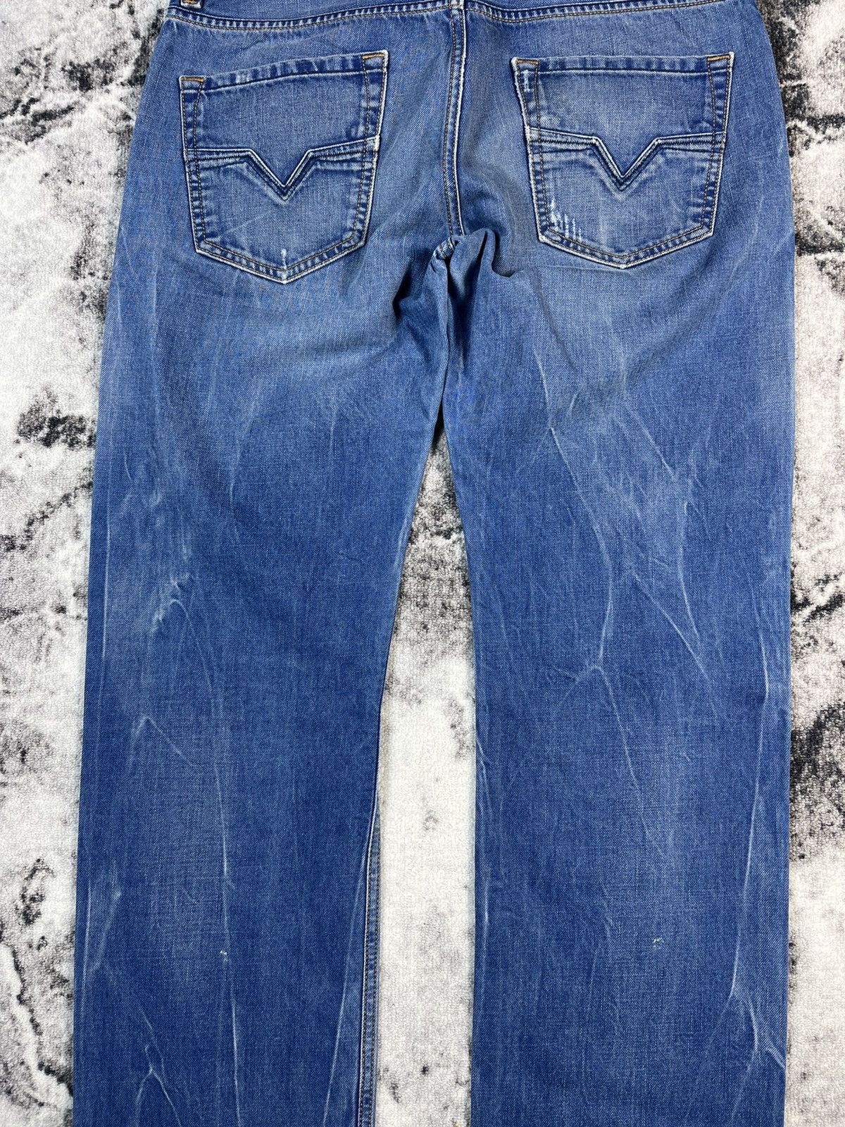 Diesel Diesel Larkee Regular Straight Jeans Tag 31 Fit 34 Size US 31 - 10 Thumbnail
