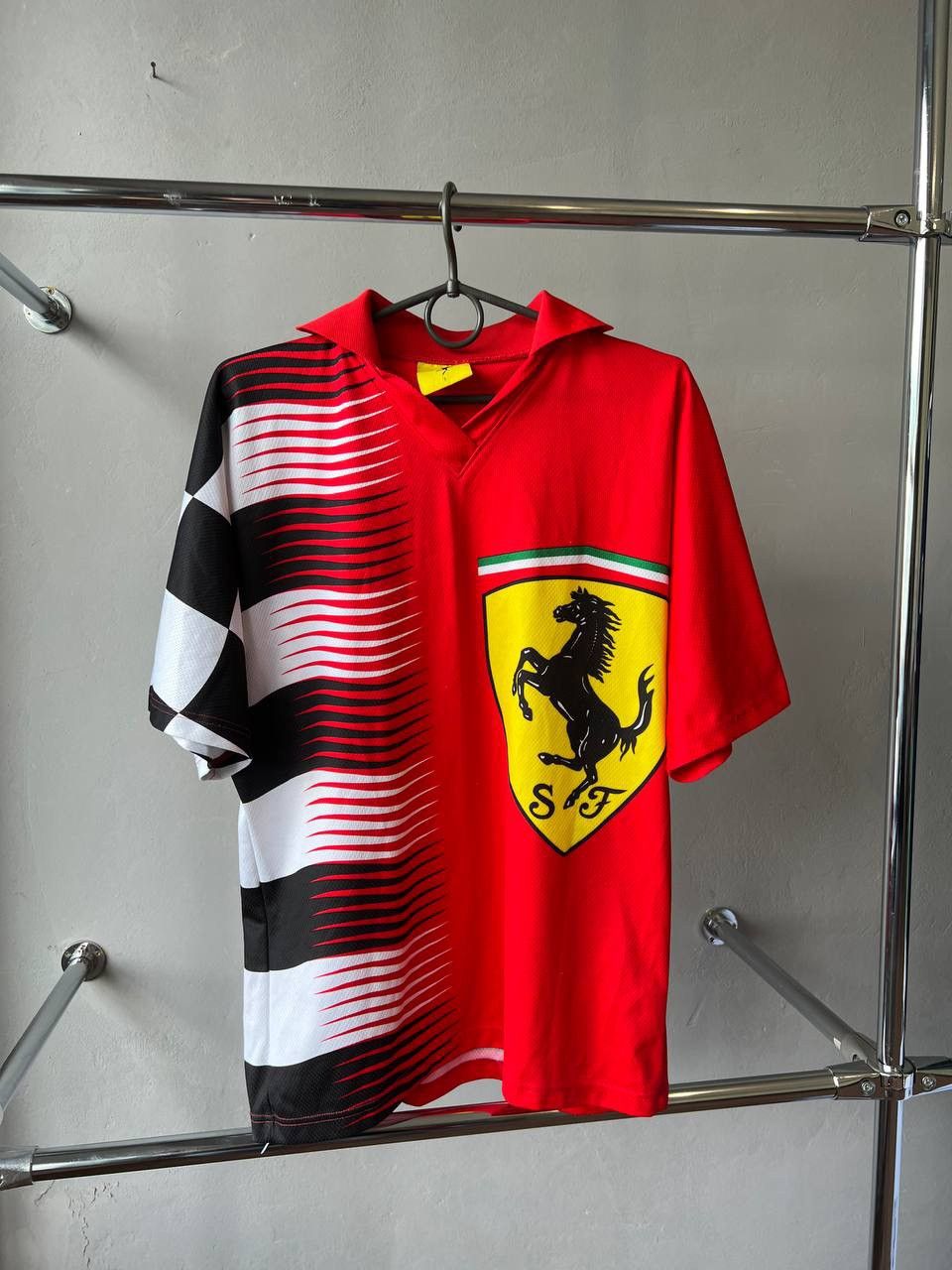 Ferrari 1996/97 SCUDERRIA FERRARI FORMULA 1 OVERPRINT SHIRT POLO S Size US S / EU 44-46 / 1 - 2 Thumbnail