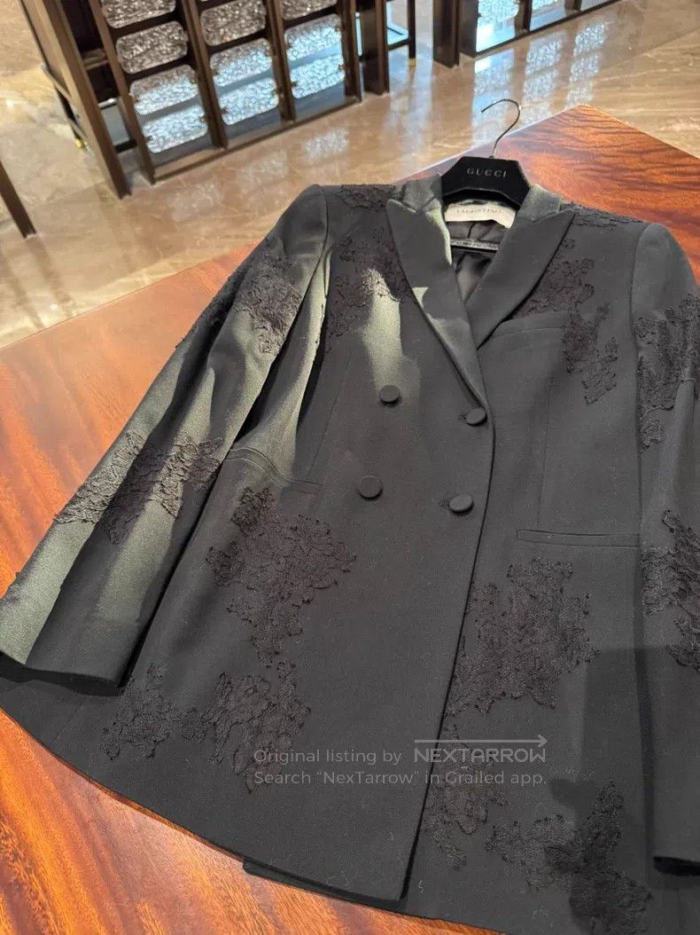 Valentino Valentino Black blazer Size 44S - 4 Thumbnail