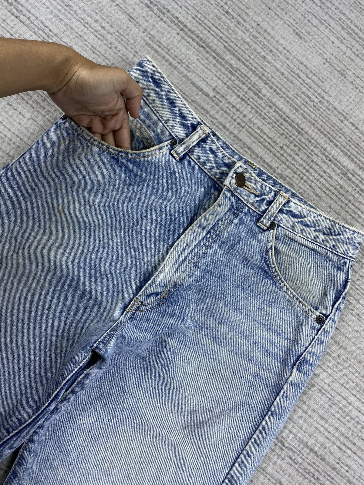 Edwin × Japanese Brand × Vintage Vintage 90s Edwin Japan Wash Blue Denim Jeans Size US 27 - 10 Thumbnail