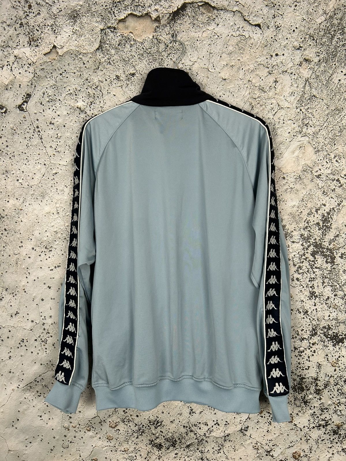 Kappa Vintage Kappa 90s Tracksuit Jacket Sweatshirt Sport Itlay Size US L / EU 52-54 / 3 - 4 Thumbnail