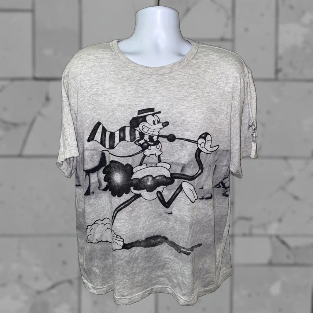 Disney **Disney Classic Collection Mens Light Gray T-Shirt Size L** User: **Disney Classic Collection Mens Light Gray T-Shirt Size L** Size US L / EU 52-54 / 3 - 1 Thumbnail