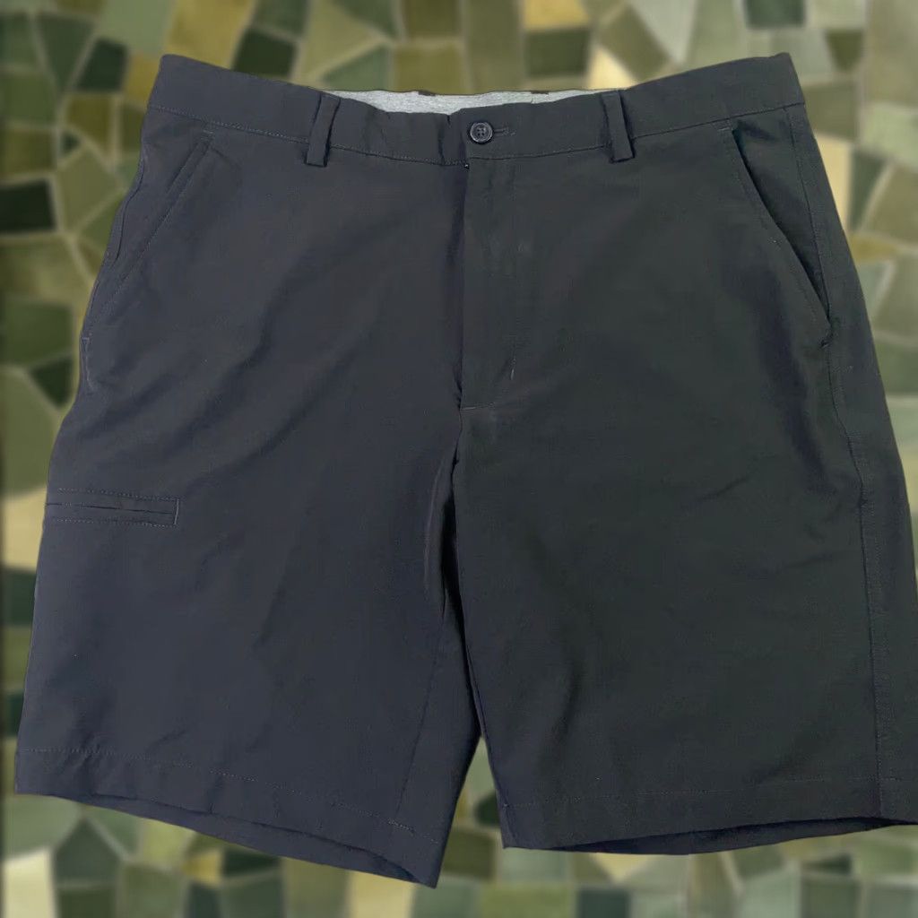 Nike Nike Golf Mens Shorts Size 36 Black Pleated Dry Performance Polyester Casual Workwear Travel Shirt? Size US 36 / EU 52 - 1 Thumbnail