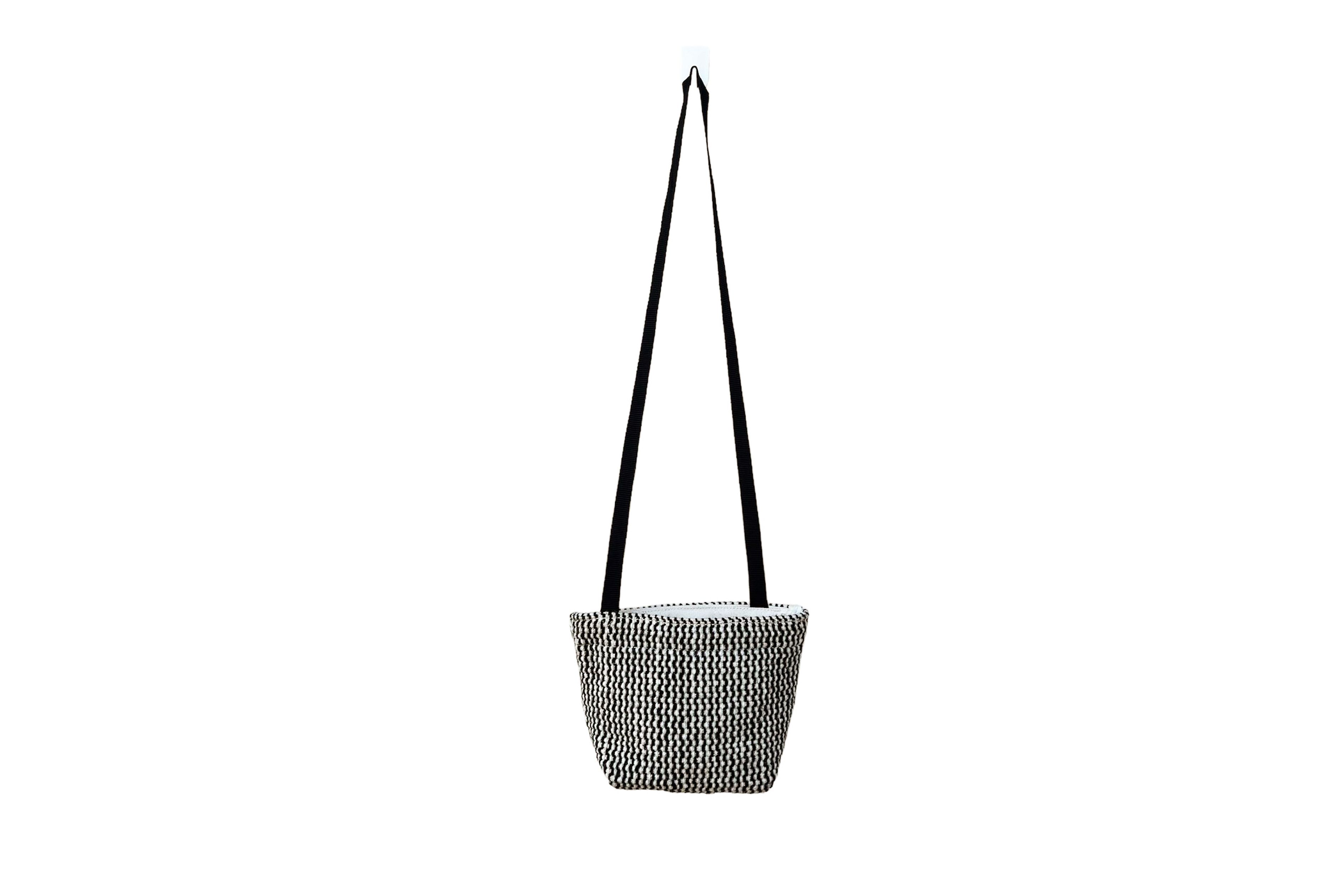 Japanese Brand Lilas Campbell Black and White Hand Loom Crossbody mini Bag Size ONE SIZE - 1 Thumbnail