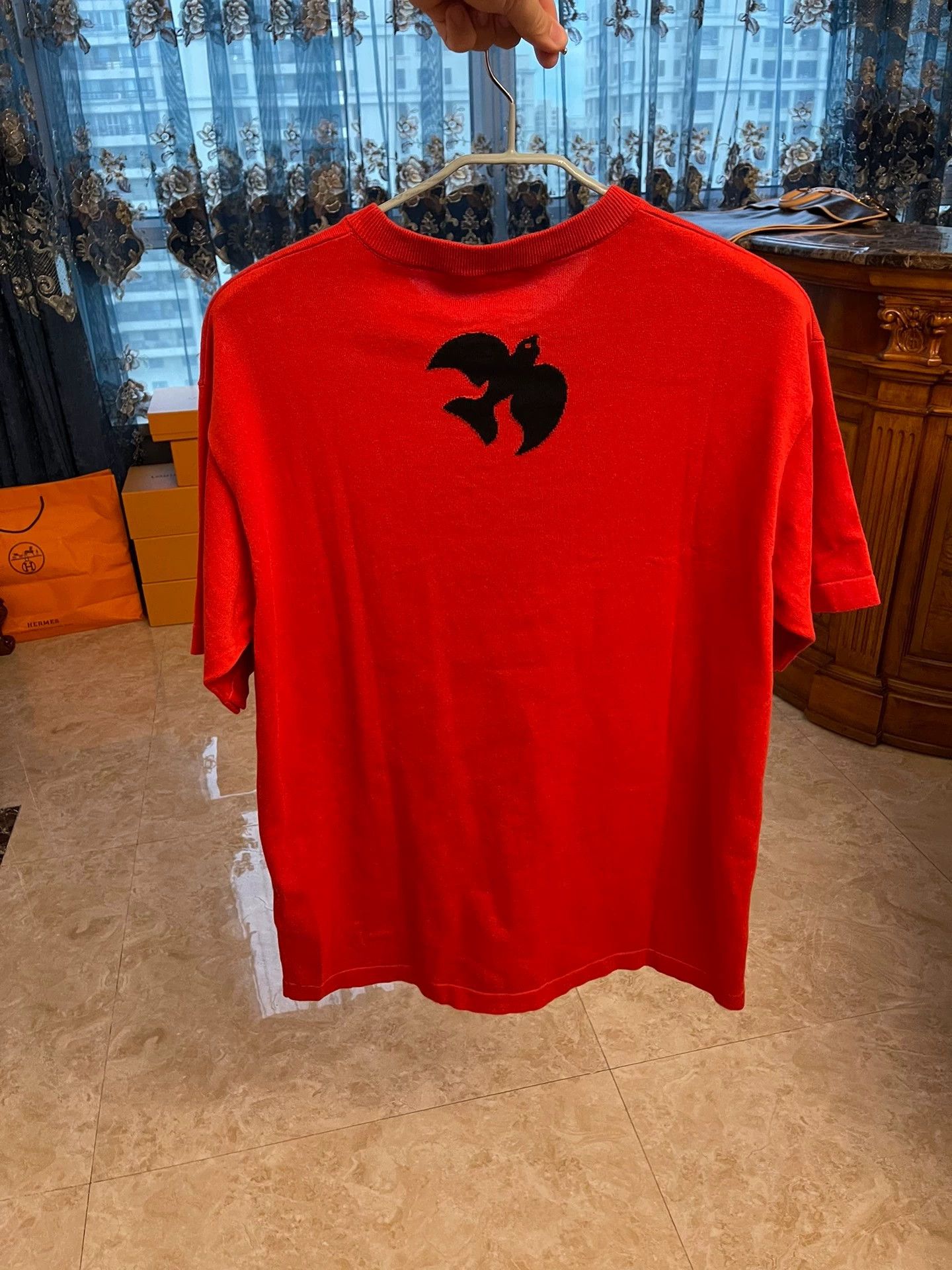 Louis Vuitton LV Red Knit Short Tee L Front Logo Back Swallow 99New Size US L / EU 52-54 / 3 - 2 Thumbnail