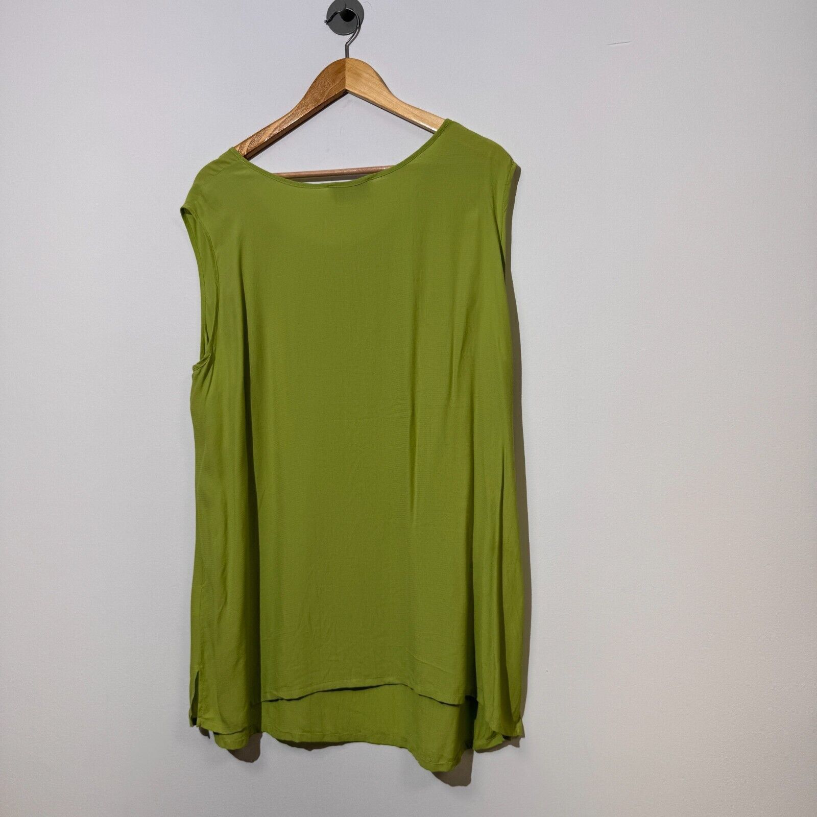 Givenchy × Vintage Vintage Givenchy Unisex Green Viscose Dress Size 18W Size L / US 10 / IT 46 - 13 Thumbnail