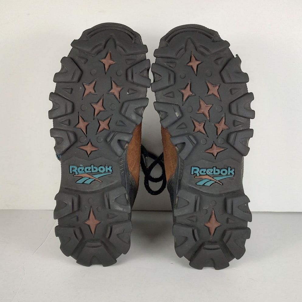 Reebok VTG 90s Reebok brown suede gorpcore street boots womens 6.5 Size US 6.5 / IT 36.5 - 11 Thumbnail