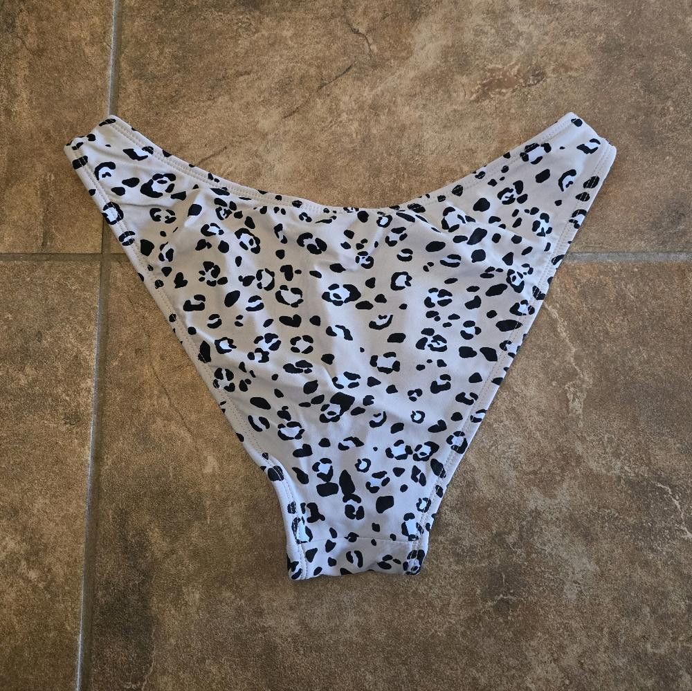 Designer Beige Black Animal XHLN Bikini Bottoms Size ONE SIZE - 2 Thumbnail