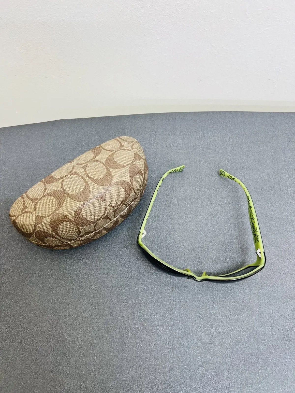 Coach Vintage Y2K Coach Sunglasses Size ONE SIZE - 2 Thumbnail
