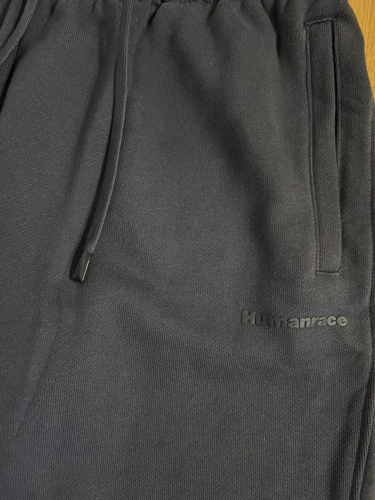 Adidas × Pharrell humanrace adidas navy blue sweat(shirt+pants) Size US XXL / EU 58 / 5 - 10 Thumbnail