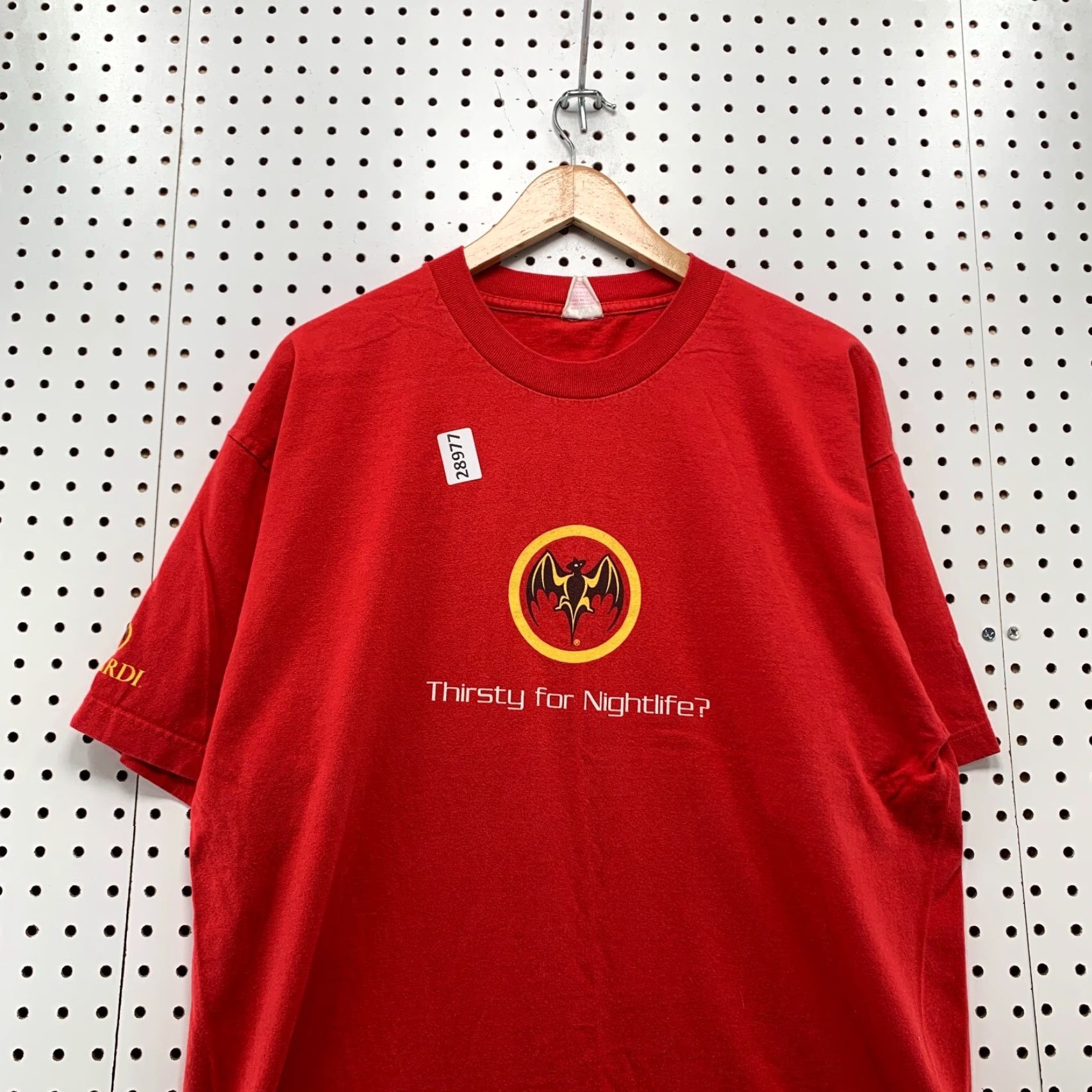 Alife VINTAGE Barcardi Shirt Adult Large Red Thirsty For Night Life Bat Logo 23X31 Size US L / EU 52-54 / 3 - 5 Thumbnail
