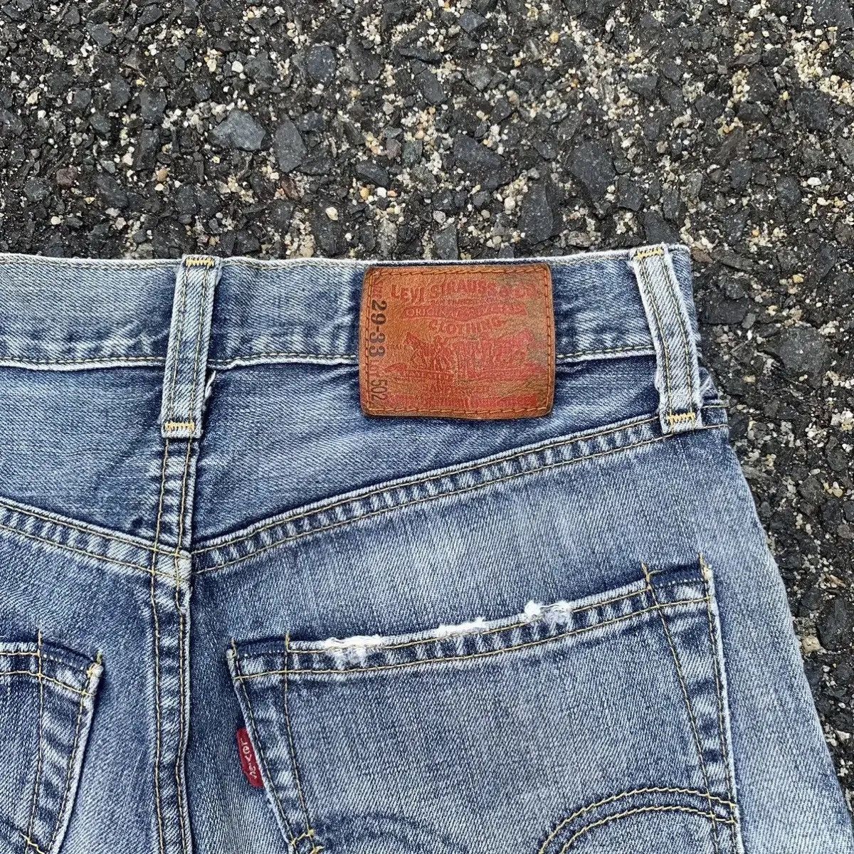 Levi's Levi’s Distressed Denim Levis 502 Jeans Ripped Pants Size US 28 / EU 44 - 13 Thumbnail