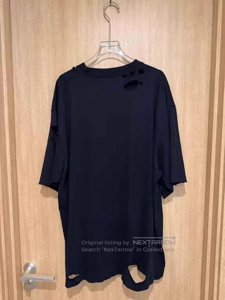 Balenciaga Balenciaga Black Destroyed Print Short Sleeve Size US XS / EU 42 / 0 - 2 Thumbnail