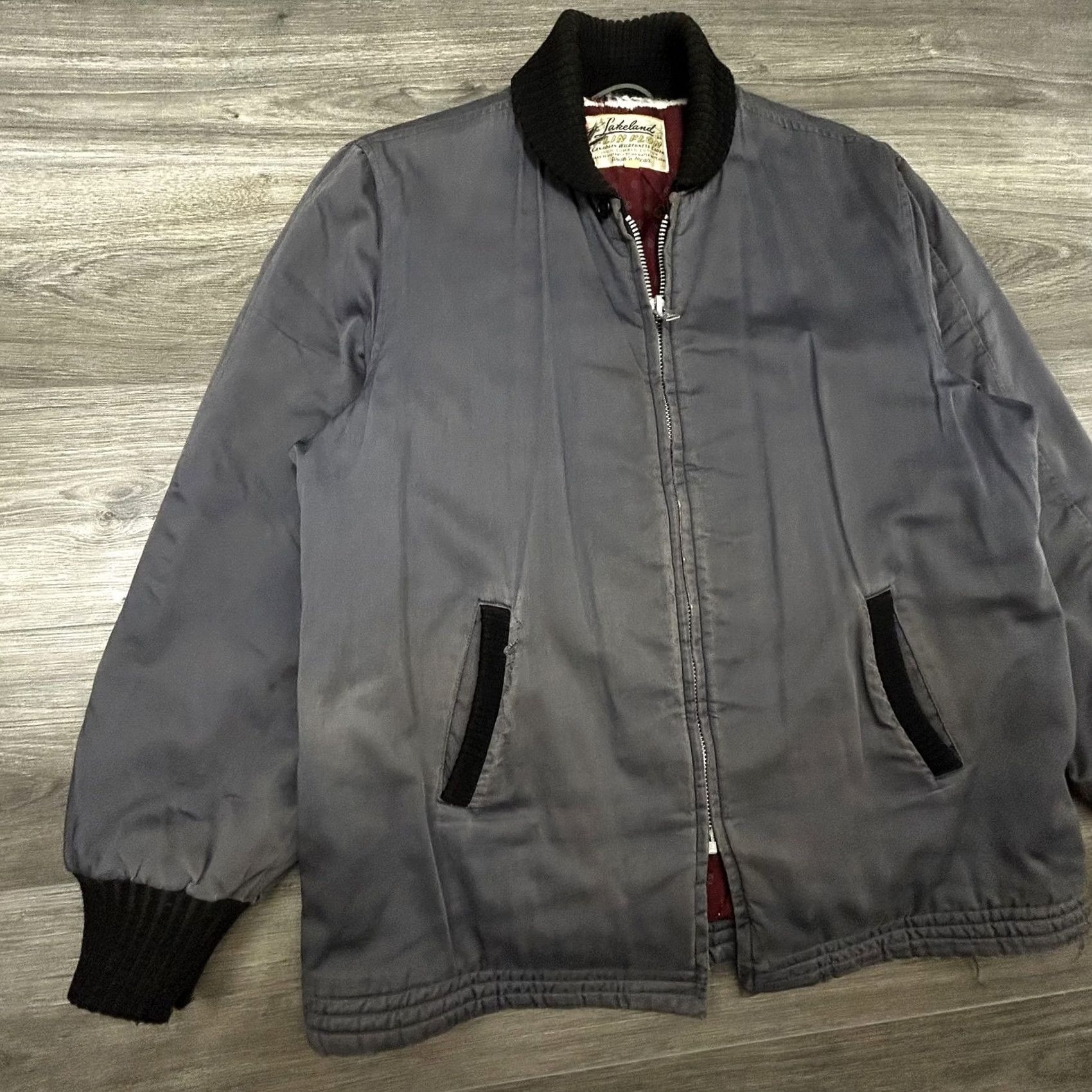 Vintage VINTAGE Lakeland Jacket Mens 44 Gray Bomber Jacket Quilted Insulated Zipper Workwear Casual Winter Mens Size US S / EU 44-46 / 1 - 3 Thumbnail