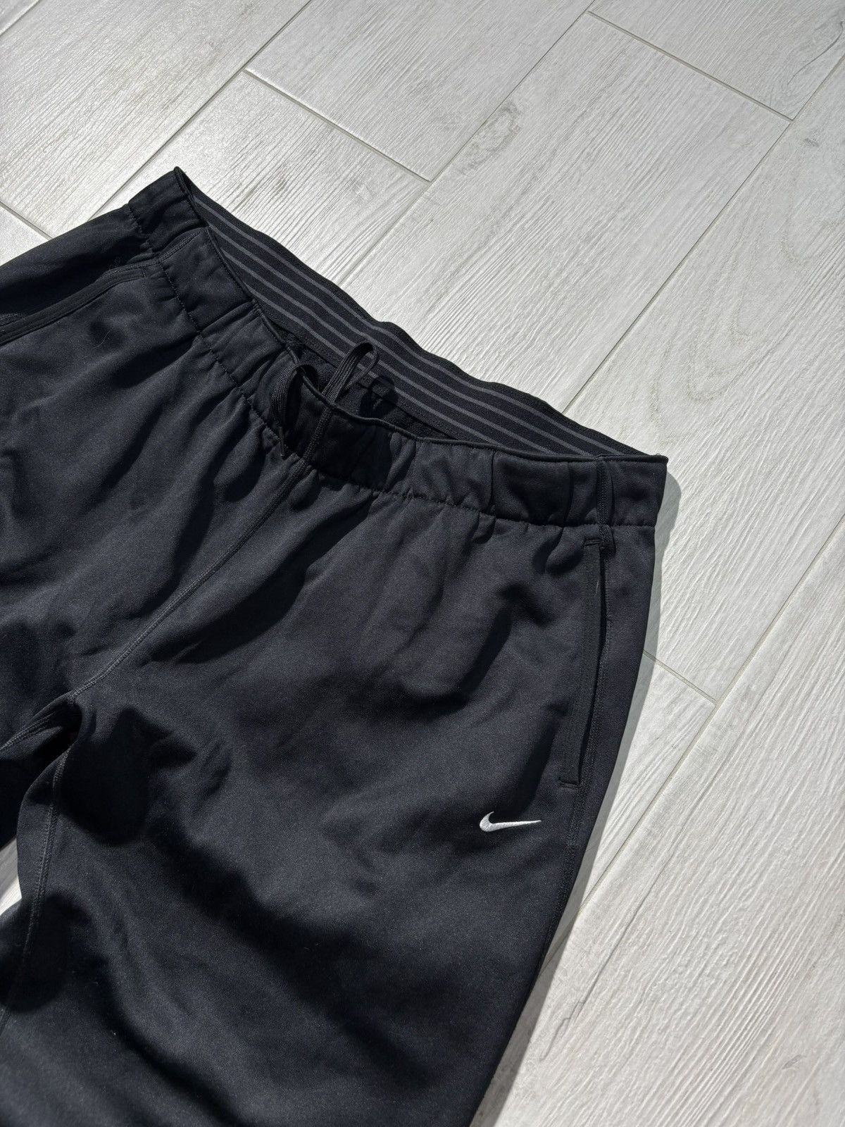 Nike Vintage Nike Baggy Track Pants Parachute Style Swoosh Logo Size US 36 / EU 52 - 2 Thumbnail