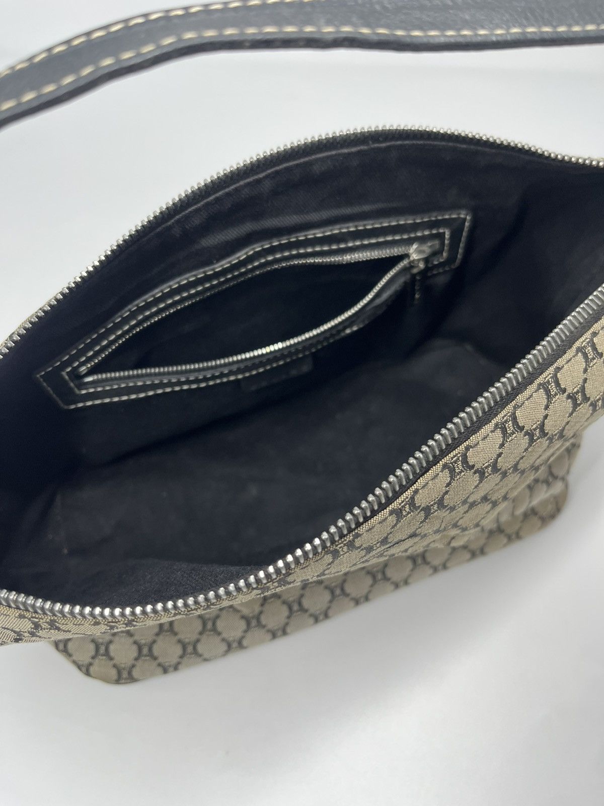 Celine AUTHENTIC CELINE MONOGRAM CANVAS HOBO SHOULDER BAG Size ONE SIZE - 15 Thumbnail
