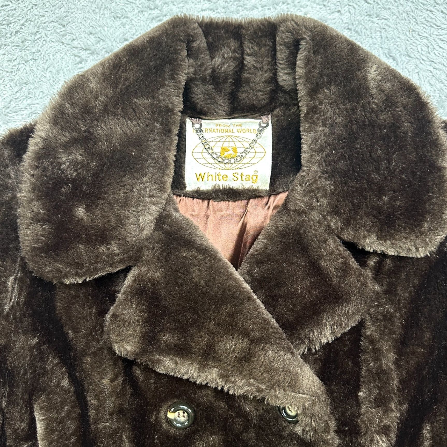 Vintage VINTAGE International World of White Stag Coat Womens S-M Dark Brown Faux Fur Double Breasted Jacket/Coat with Pockets Size S / US 4 / IT 40 - 3 Thumbnail