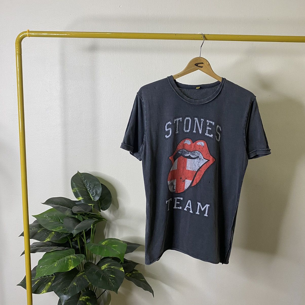Band Tees × The Rolling Stones 2022 The Rolling Stones "Sixty" European Tour Tee Size US M / EU 48-50 / 2 - 1 Thumbnail