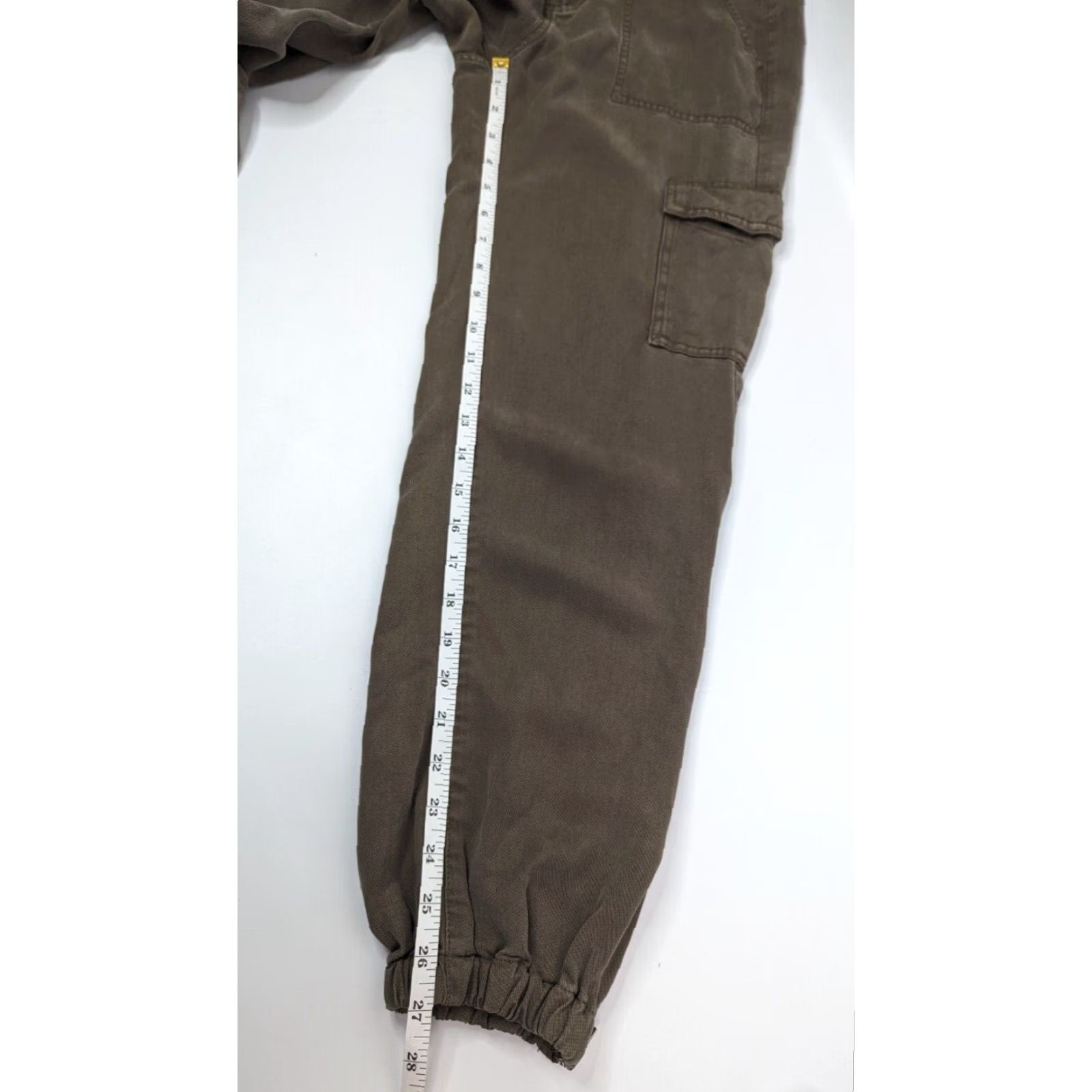 Guess GUESS Women Chino Pants Cargo Pockets Straight Leg Tencel Asphalt Green Size 27 Size 27" / US 4 / IT 40 - 6 Thumbnail