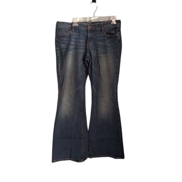Bullhead Denim Co. Bullhead 13R Womens Newport Skinny Flare Jeans Blue Denim Di Size US 35 - 1 Thumbnail