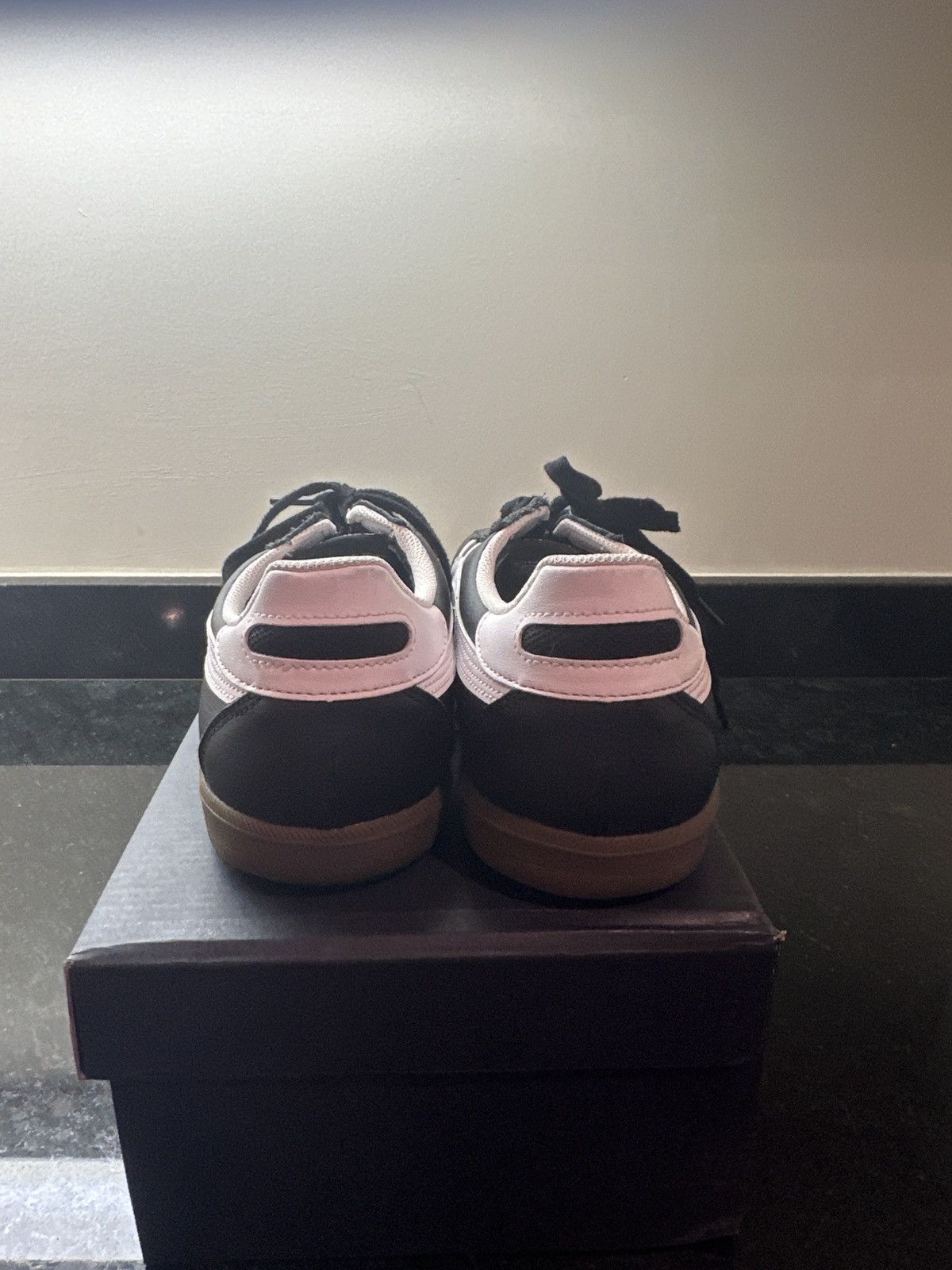 Onitsuka Tiger Onisuka Tiger Tokuten Black White Gum Size US 11.5 / EU 44-45 - 3 Thumbnail