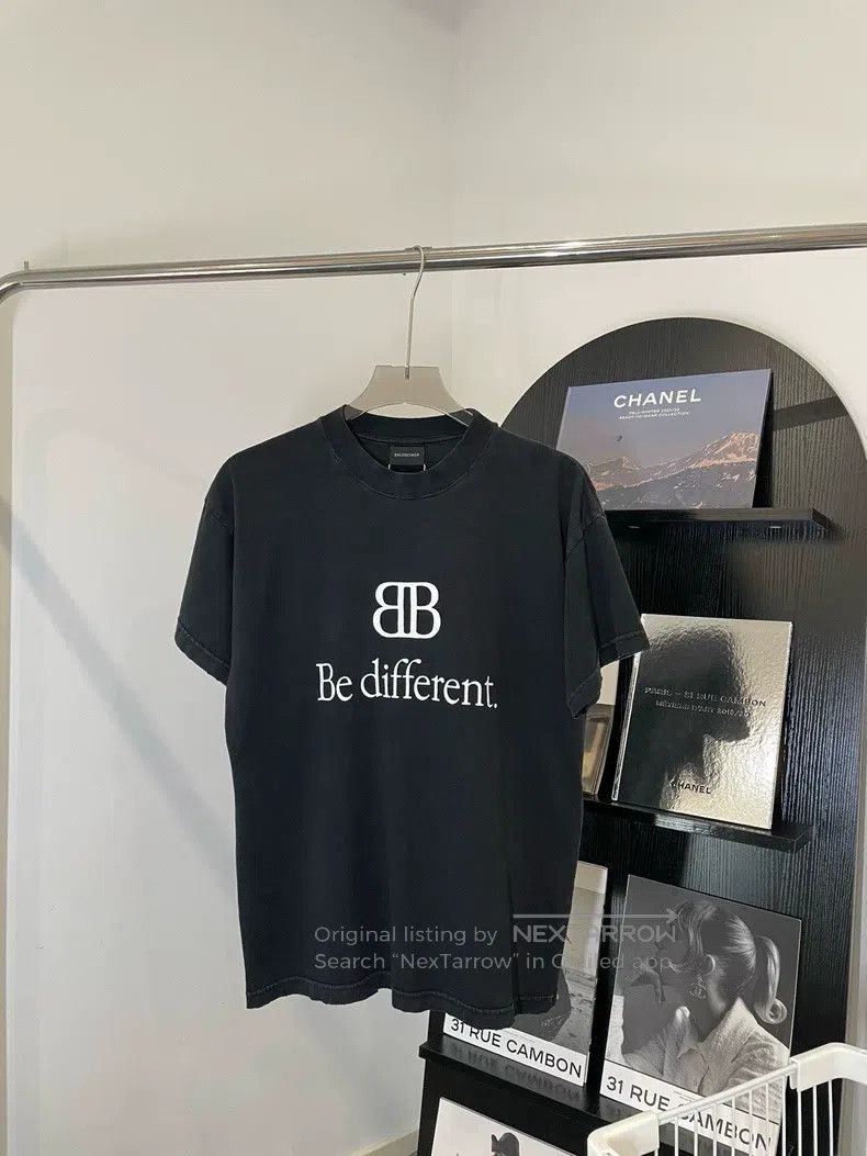 Balenciaga Balenciaga Logo Embroidery Round Neck Short Sleeve Black T Size US XS / EU 42 / 0 - 1 Thumbnail