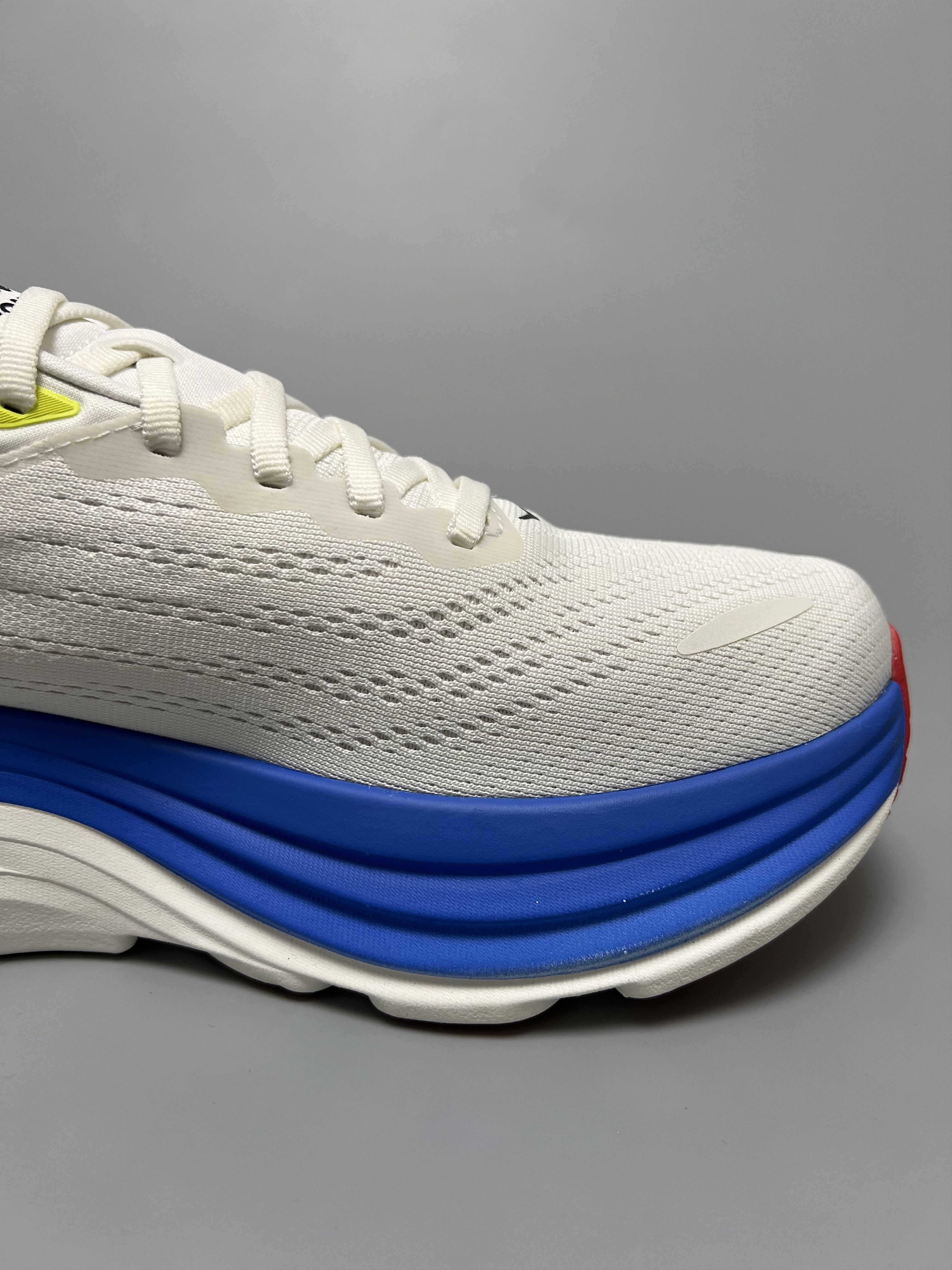 Hoka 8.5 EE Hoka One One Bondi 8 Wide Running Shoes Gym Walking Size US 8.5 / EU 41-42 - 7 Thumbnail