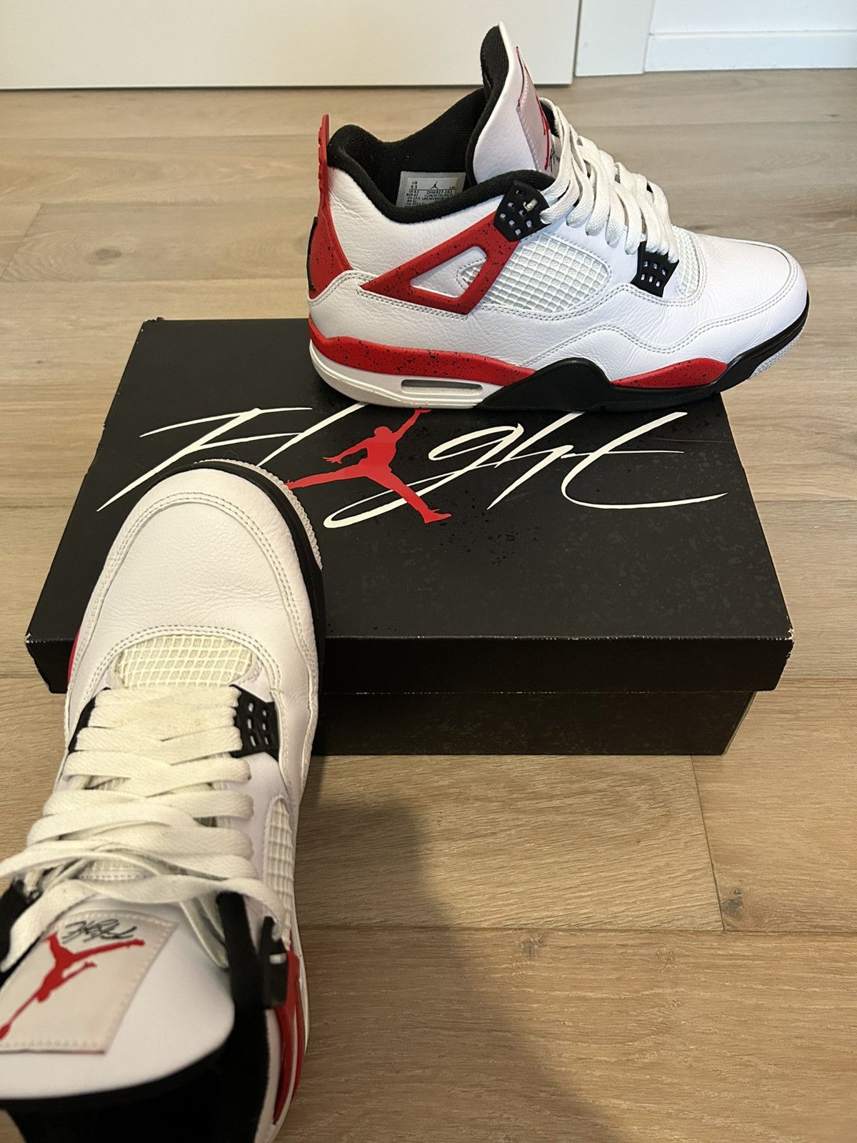 Nike Jordan 4 Retro Red Cement Size US 9.5 / EU 42-43 - 9 Thumbnail