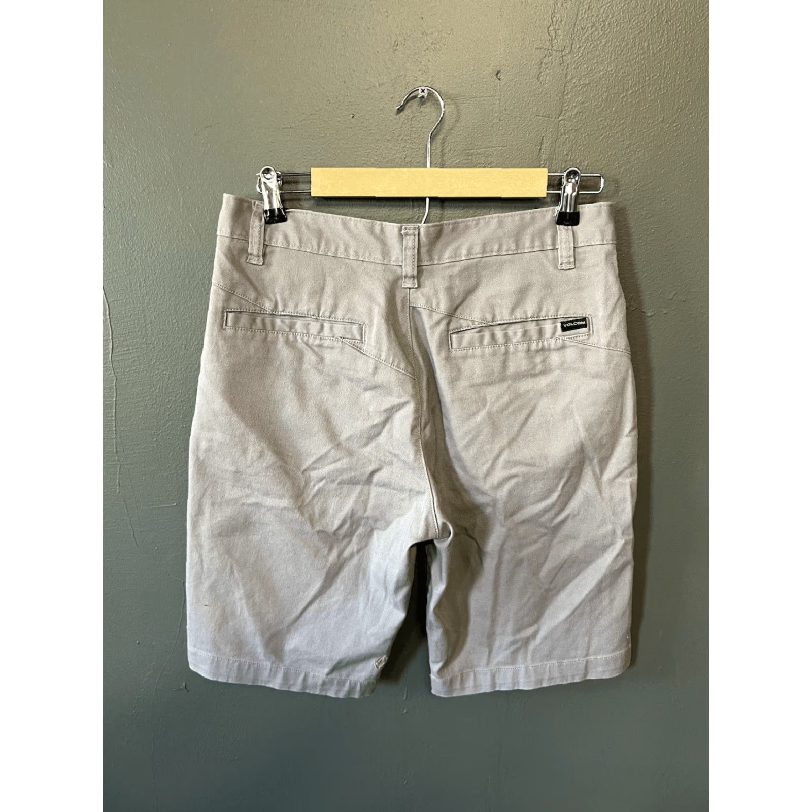 Volcom Volcom Shorts Mens 31 Khaki Beige Chino Size US 31 - 2 Thumbnail