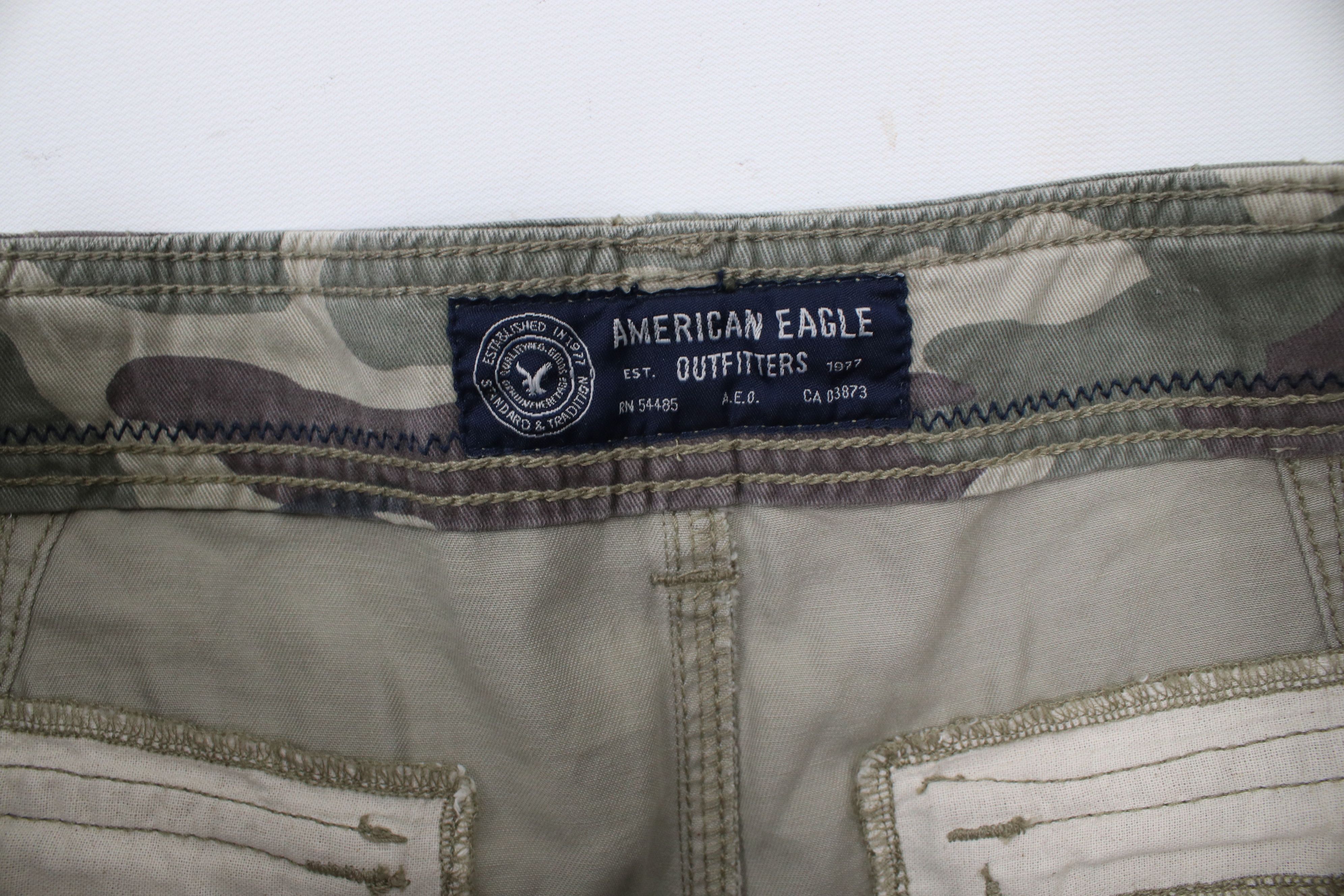 American Eagle Outfitters × Vintage Vintage Y2K American Eagle Outfitters Camouflage Shorts Size US 31 - 6 Thumbnail