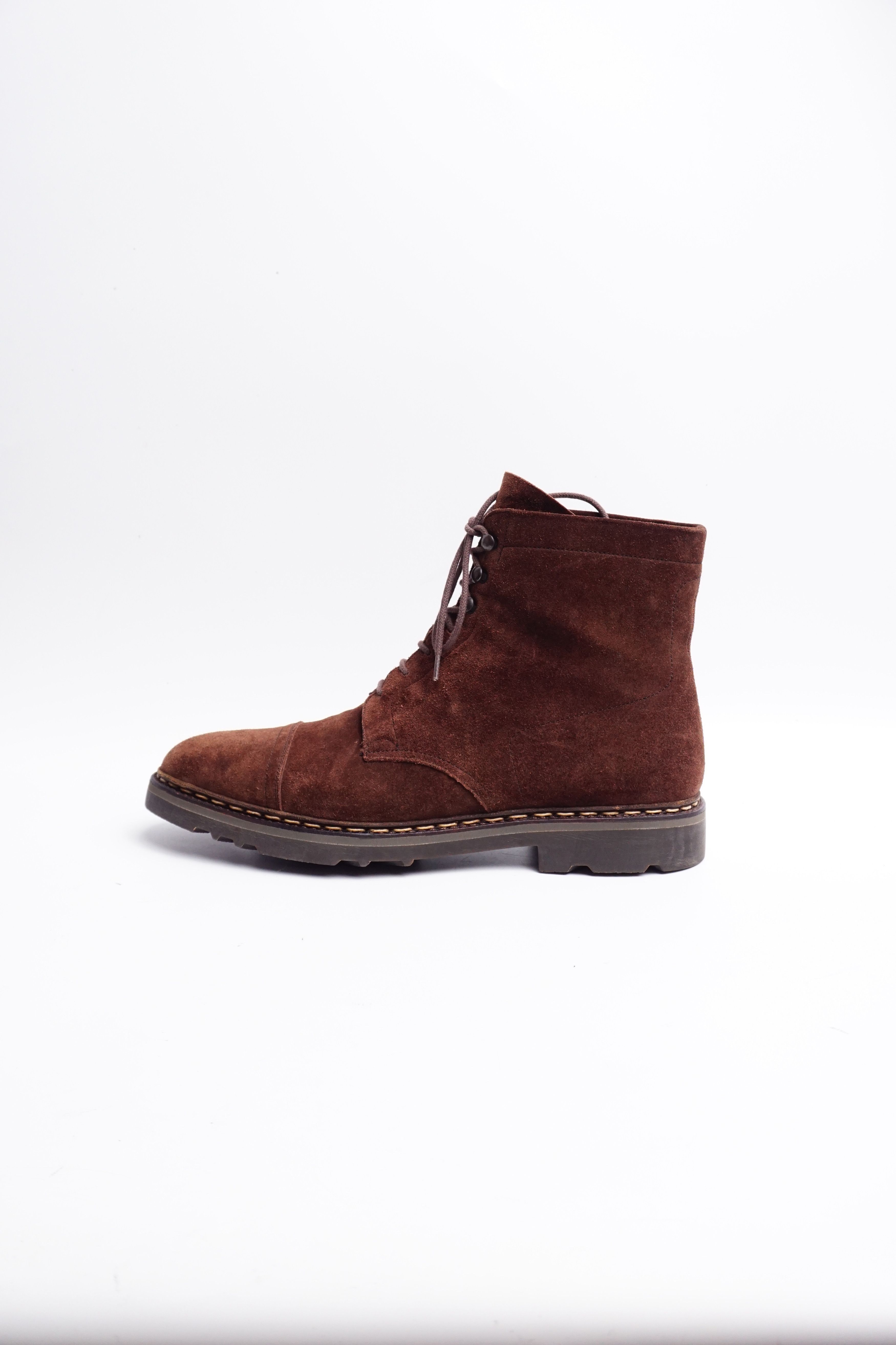 John Lobb John Lobb ( 2000s ) – Barrow – Brown Suede (Cottage Line) Size US 11 / EU 44 - 2 Thumbnail
