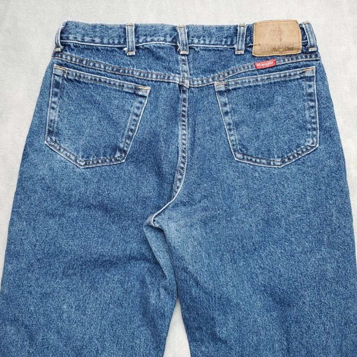 Wrangler VINTAGE Wrangler Jeans Mens 34x30 Blue Denim Premium Quality Comfort Made in USA Size US 34 / EU 50 - 6 Thumbnail