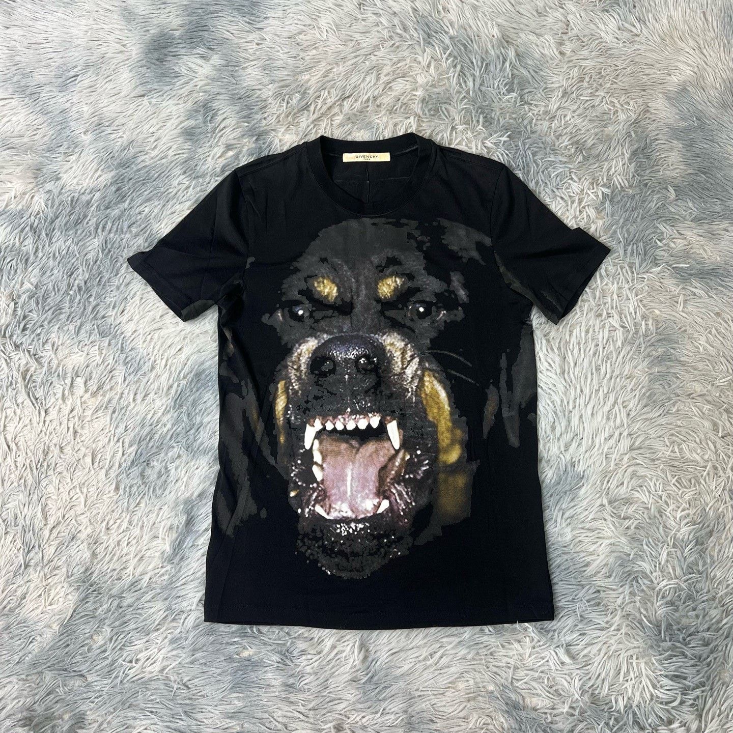 Givenchy Givenchy Short Sleeve Dog Print T-Shirt Size US M / EU 48-50 / 2 - 1 Thumbnail