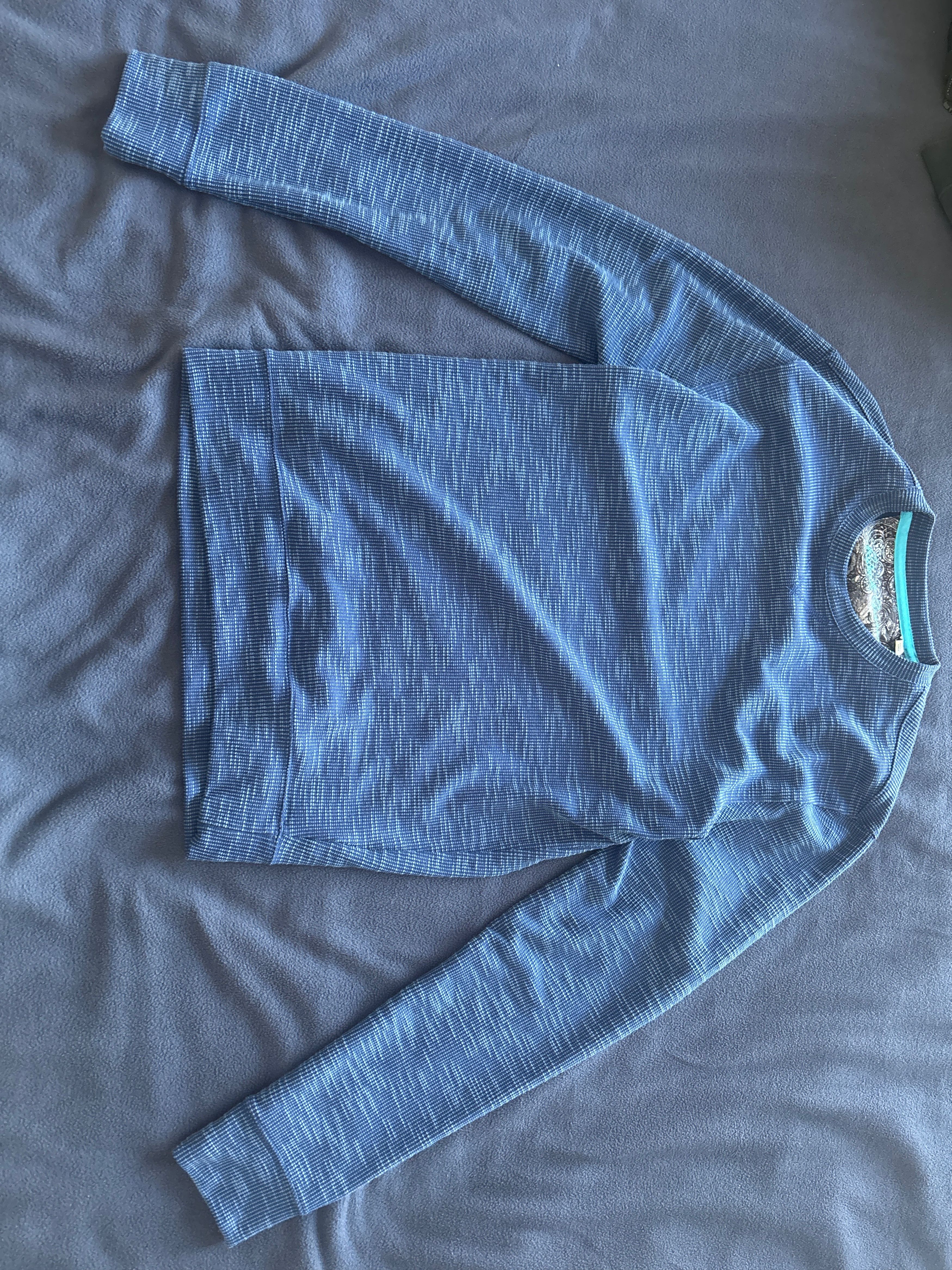 Robert Graham Robert Graham long sleeve knit shirt Size US S / EU 44-46 / 1 - 1 Thumbnail