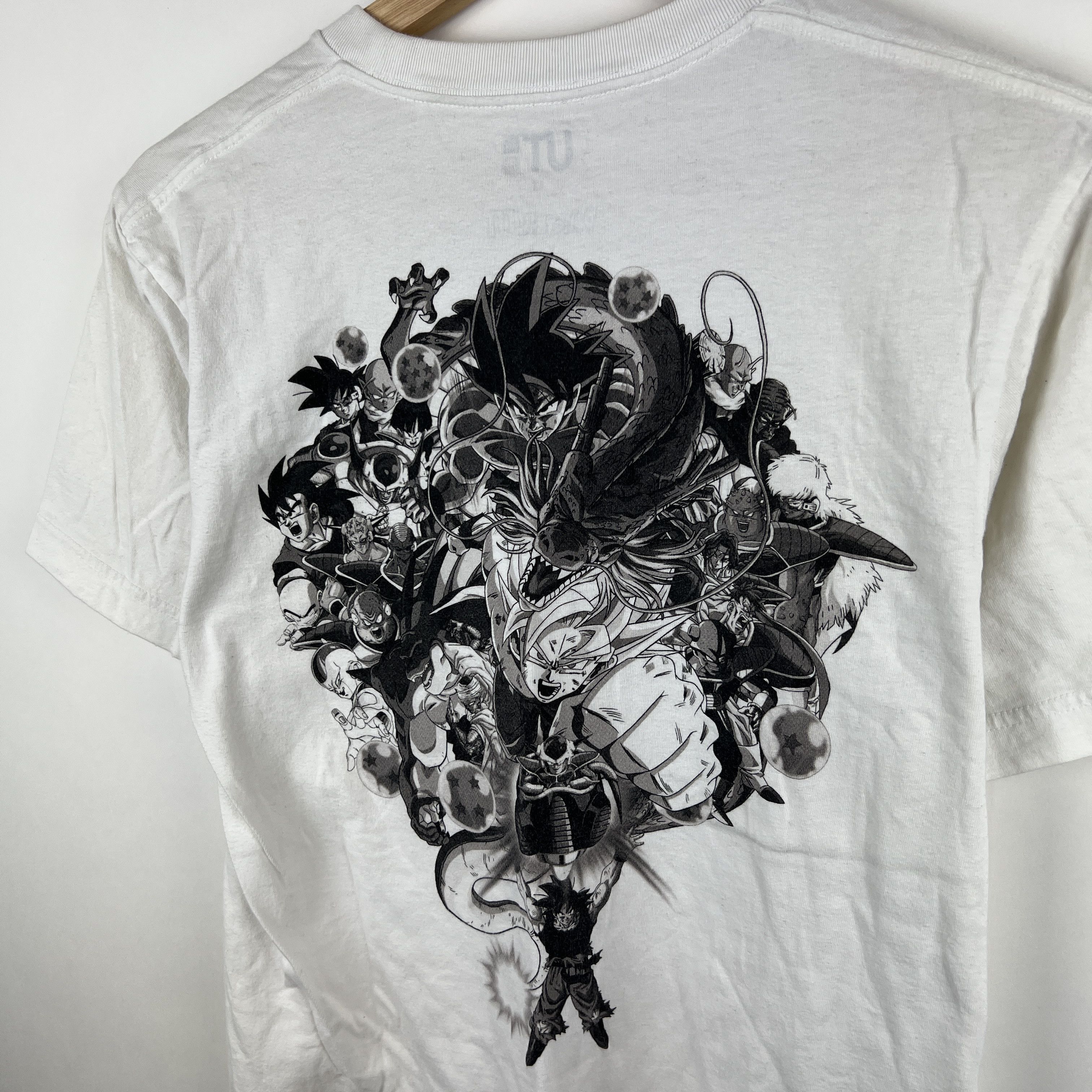 Anime × Uniqlo Uniqlo x Dragon Ball Z Graphic T-Shirt Size US XS / EU 42 / 0 - 5 Thumbnail
