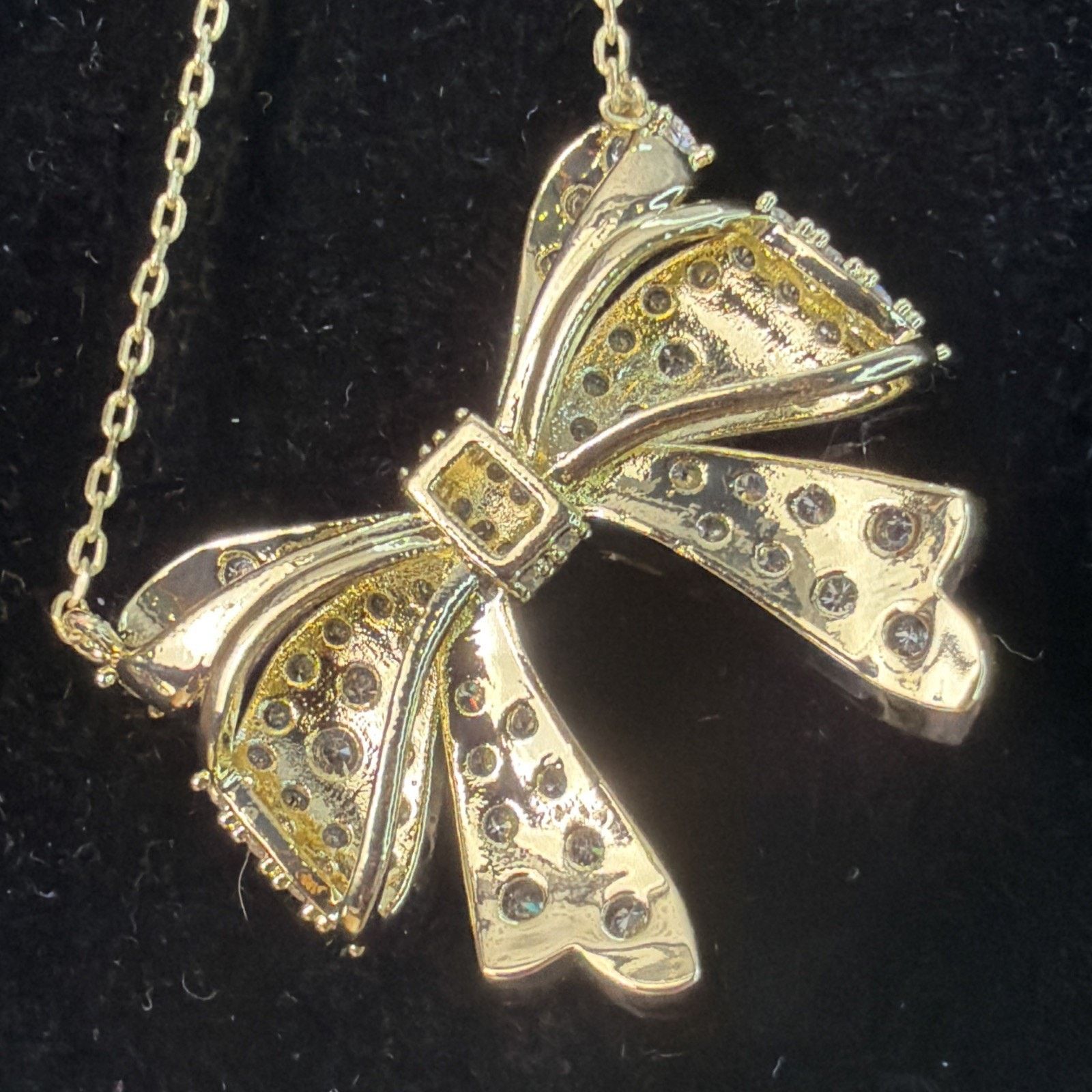 Kendra Scott Kendra Scott Krista Bow Pendant Necklace Gold Rhinestone Size ONE SIZE - 4 Thumbnail