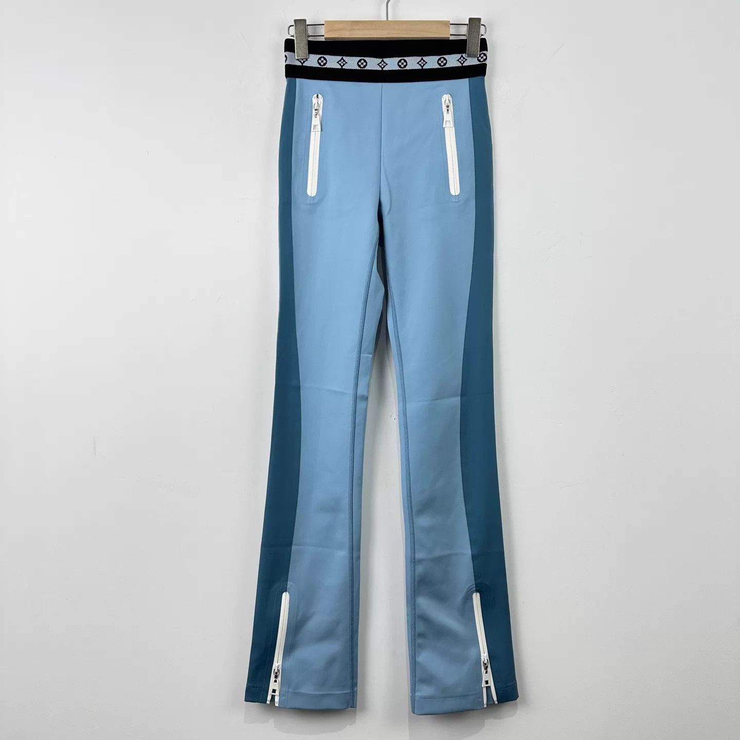Louis Vuitton Women's Louis Vuitton Color Blocked Yoga Pants 36 Size 26" / US 2 / IT 38 - 1 Thumbnail