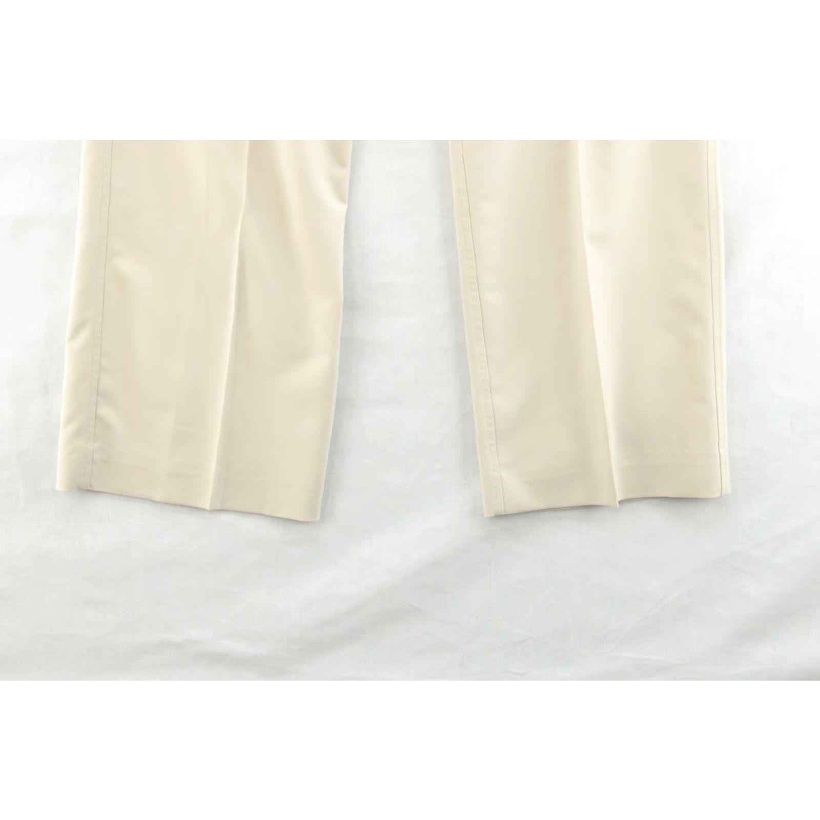 Under Armour Under Armour Pants Men 36X32 Beige Golf Performance Moisture Wicking Preppy Khakis Pockets Regular Inseam 32 Mens Size US 36 / EU 52 - 3 Thumbnail
