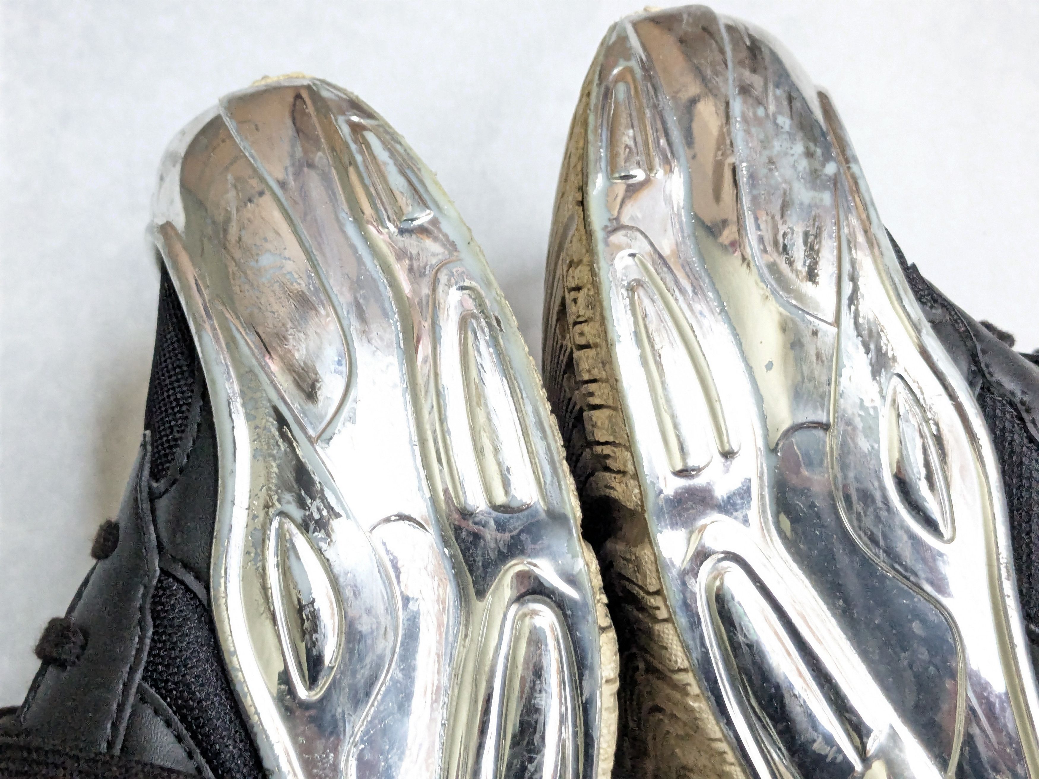 Raf Simons Adidas x Raf Simons Ozweego Mirrored Black Silver EE7944 Size US 8 / EU 41 - 6 Thumbnail