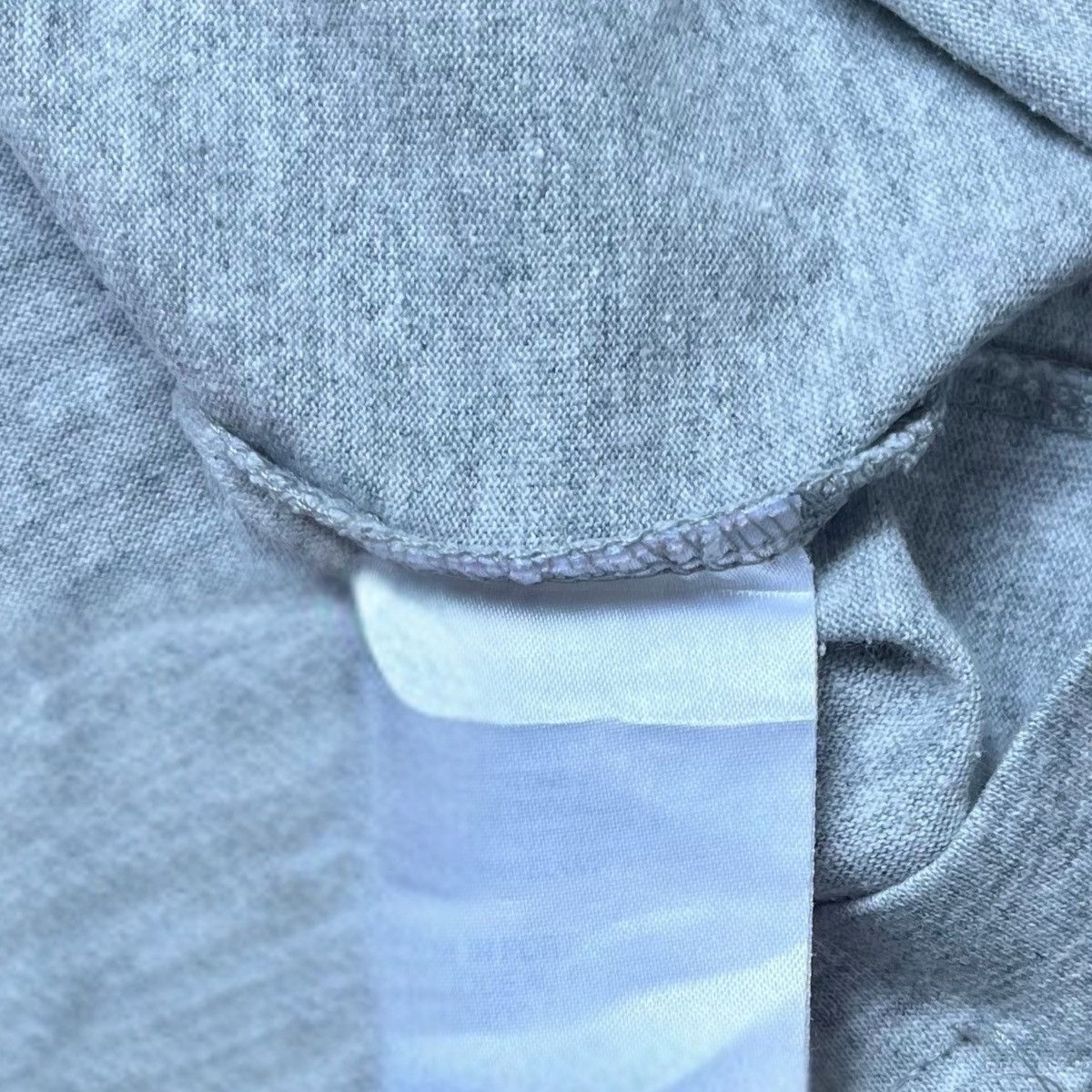 Reebok Vintage Reebok Grey Essential Tee (90s / Y2K) Size US L / EU 52-54 / 3 - 4 Thumbnail