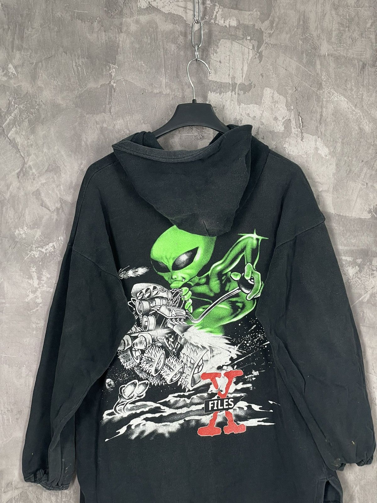 Vintage Vintage The X Files Faded Distressed Graphic 90s Hoodie Size US M / EU 48-50 / 2 - 10 Thumbnail