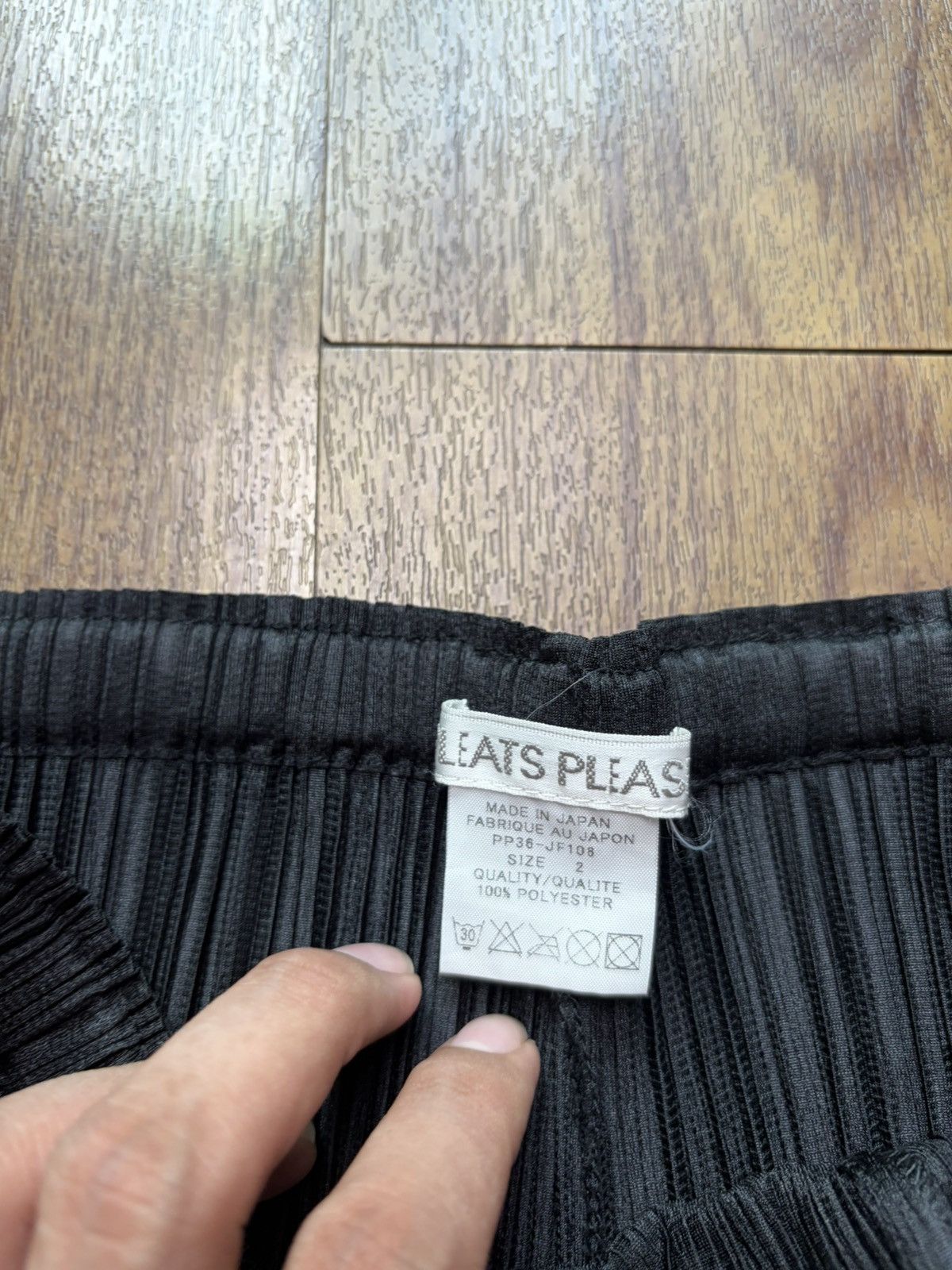 Issey Miyake FREE TAX! Issey Miyake Pleats Please Straight Leg Trousers Size US 31 - 7 Thumbnail
