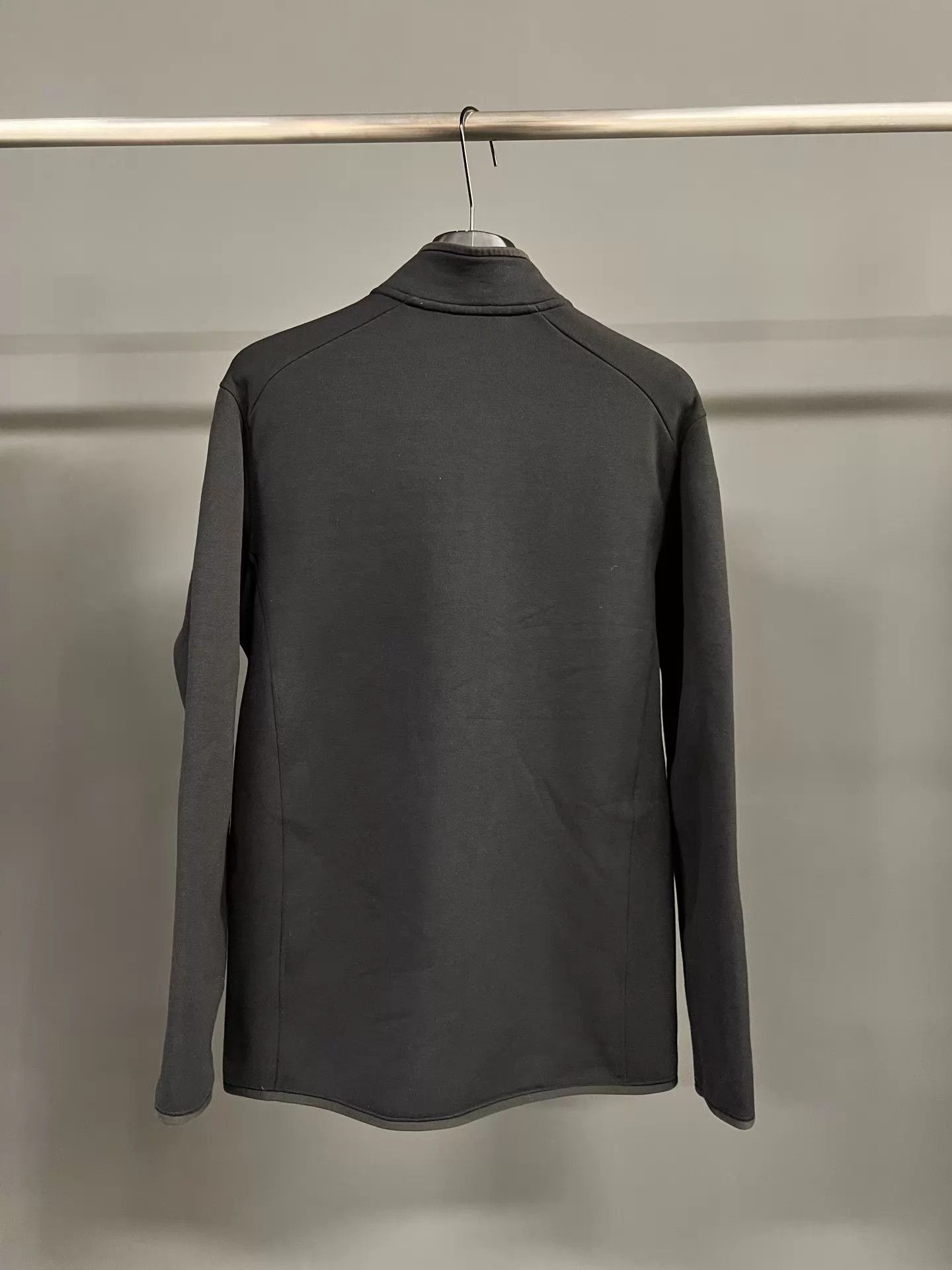 Arc'teryx Arcteryx Fleece Jacket Black Logo Collar L Size US L / EU 52-54 / 3 - 2 Thumbnail