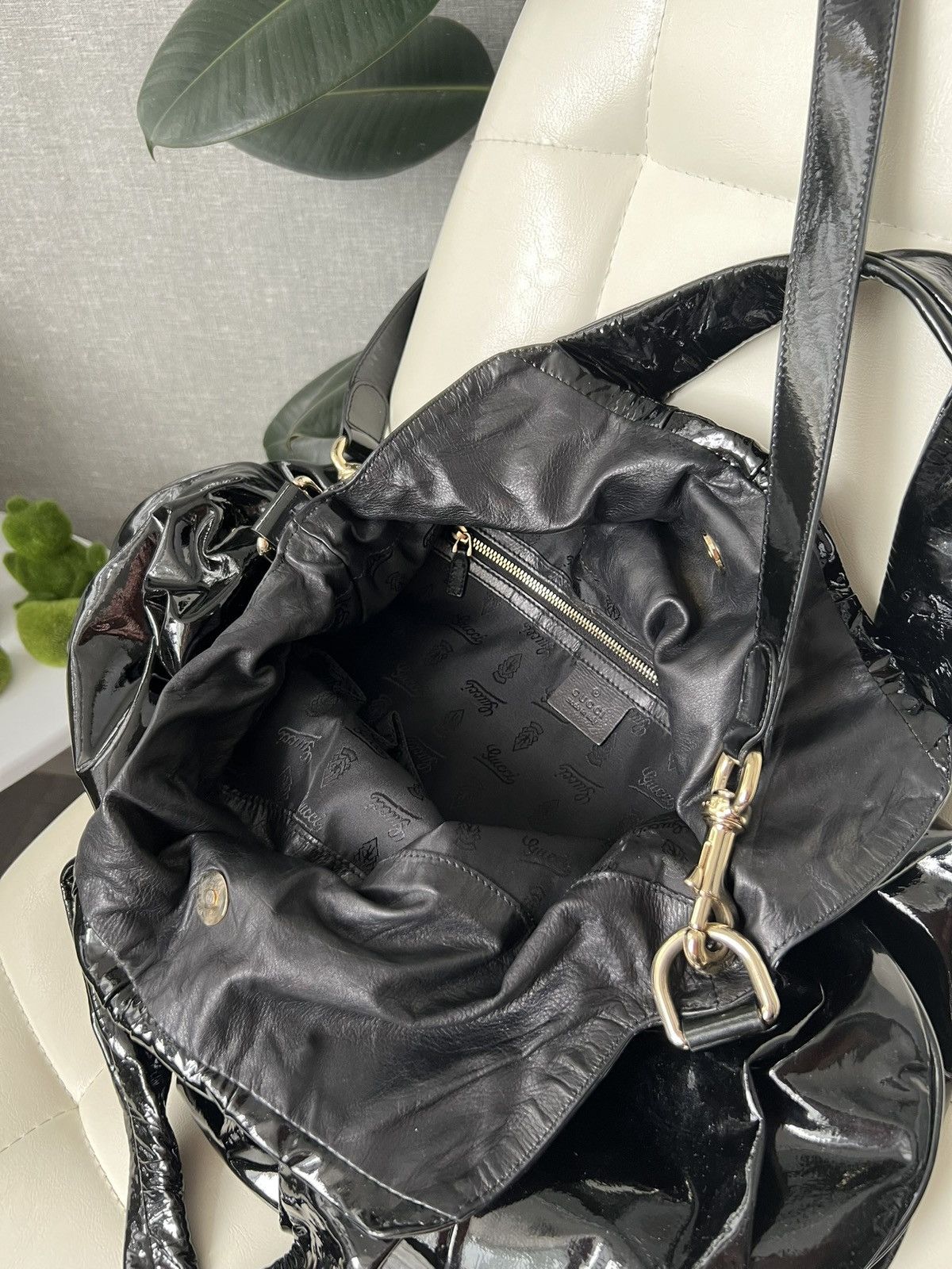 Gucci GUCCI Hysteria Pleated Black Patent Leather Shoulder Bag Size ONE SIZE - 15 Thumbnail