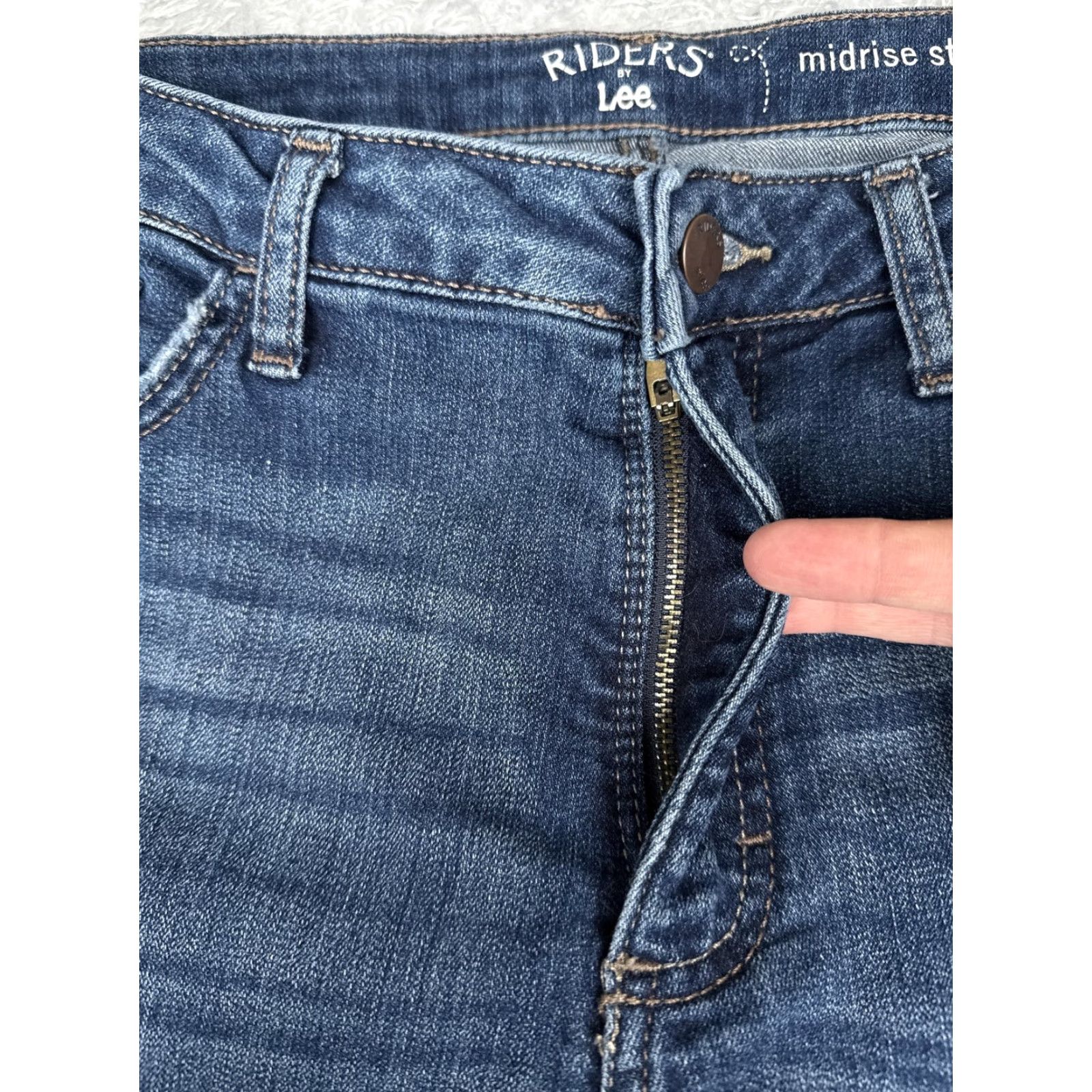 Lee Riders By Lee Jeans Women Mid Rise Straight Leg Stretch Denim Blue 32x33 Size 24" / US 00 / IT 34 - 5 Thumbnail