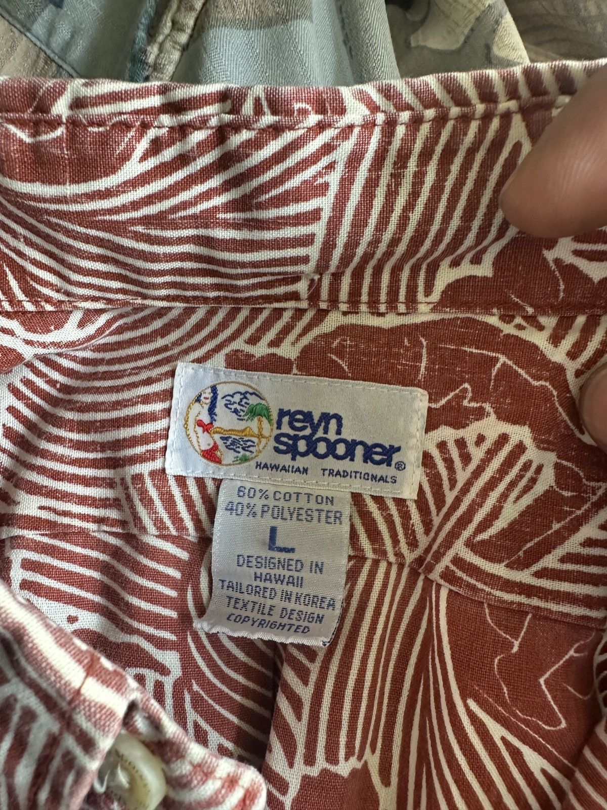 Reyn Spooner PreOwned Reyn Spooner Hawaiian Print Red Full Button Men's L Size US L / EU 52-54 / 3 - 4 Thumbnail