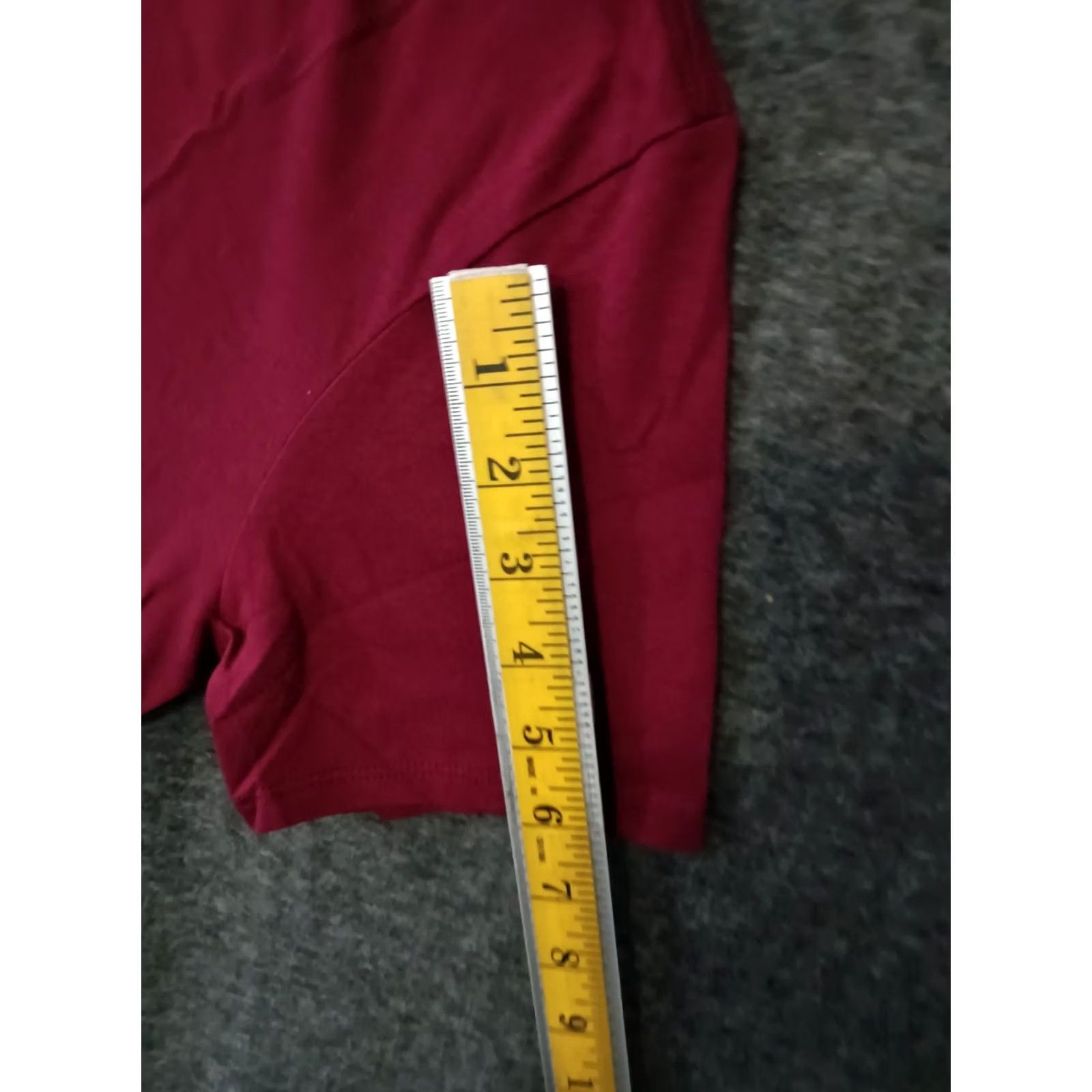 Nike Nike Tee Shirt Mens XS Burgundy Short Sleeve Athletic Fit T-Shirt Logo Accent Solid Crew Neck Casual Activewear Size US XS / EU 42 / 0 - 4 Thumbnail