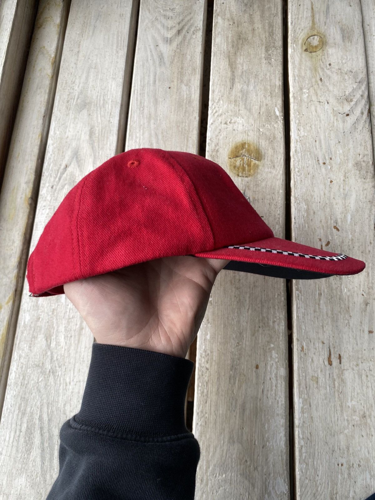 Ferrari × Vintage 00s Vintage 90s Ferrari Racing Embroidered Logo Cap Red Size ONE SIZE - 4 Thumbnail