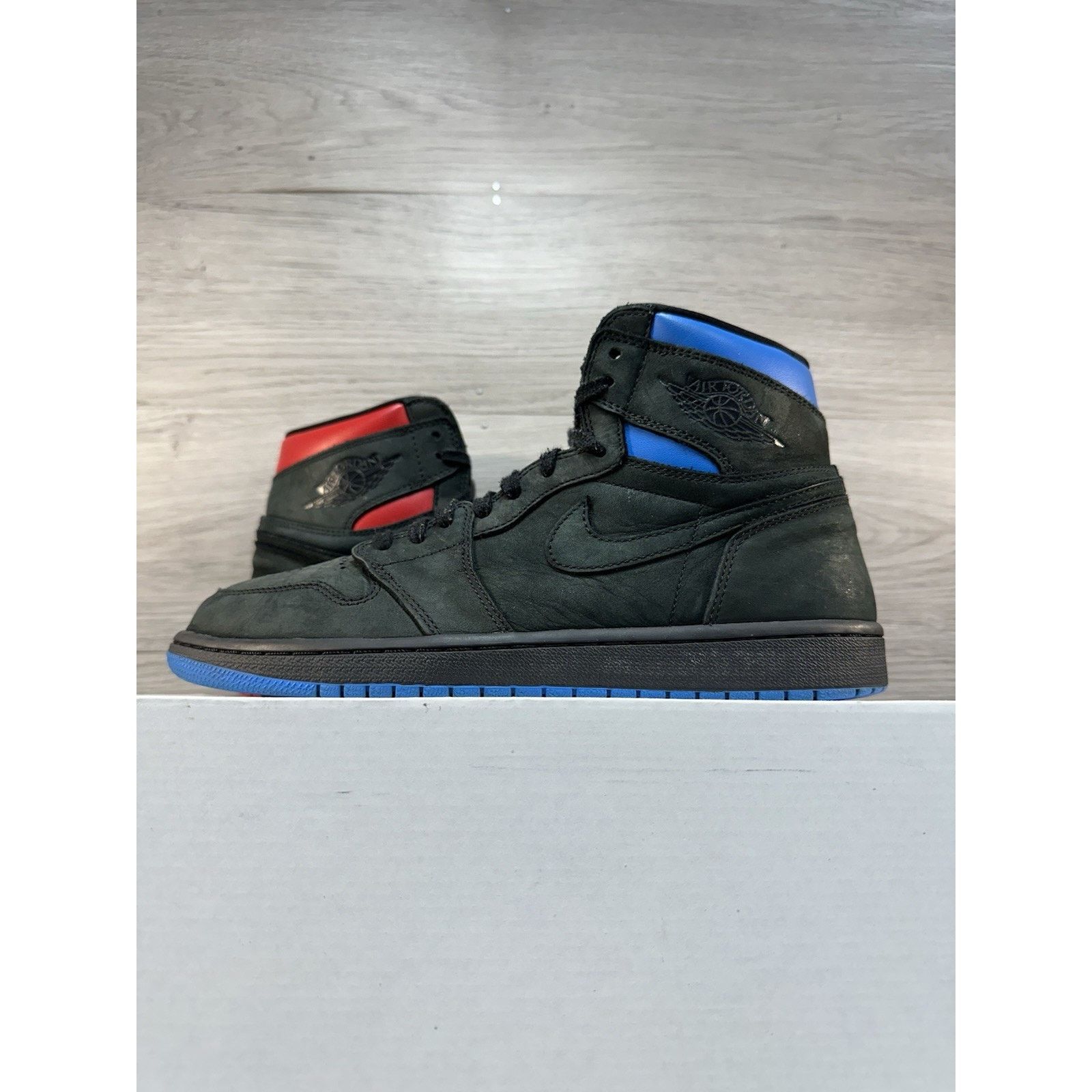 Jordan Brand Air Jordan 1 Retro OG High Quai 54 - Size 9 Size US 9 / EU 42 - 1 Thumbnail
