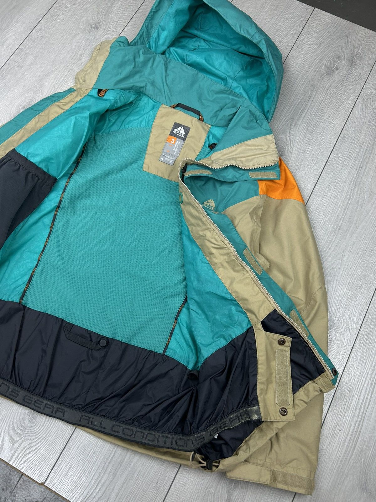 Nike ACG × Vintage Nike ACG Vintage Jacket Size M Size US M / EU 48-50 / 2 - 9 Thumbnail